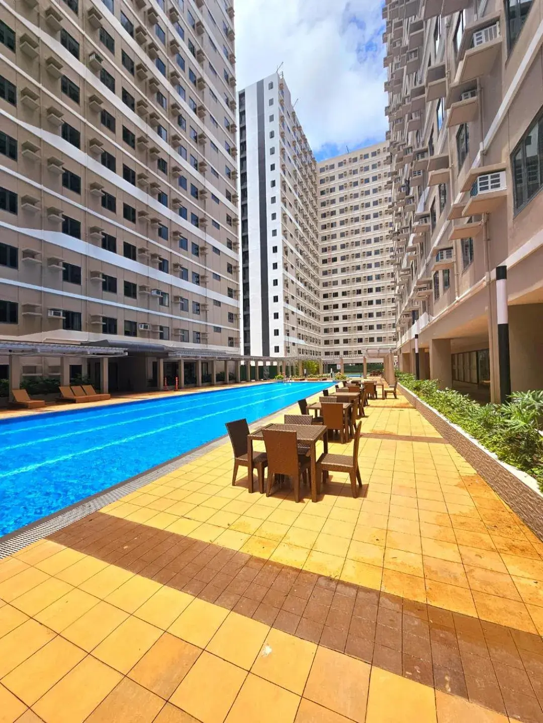 Acellyne's Suites at Green 2 Residences with Netflix! Acellyne's Suites at Green 2 Residences with Netflix!