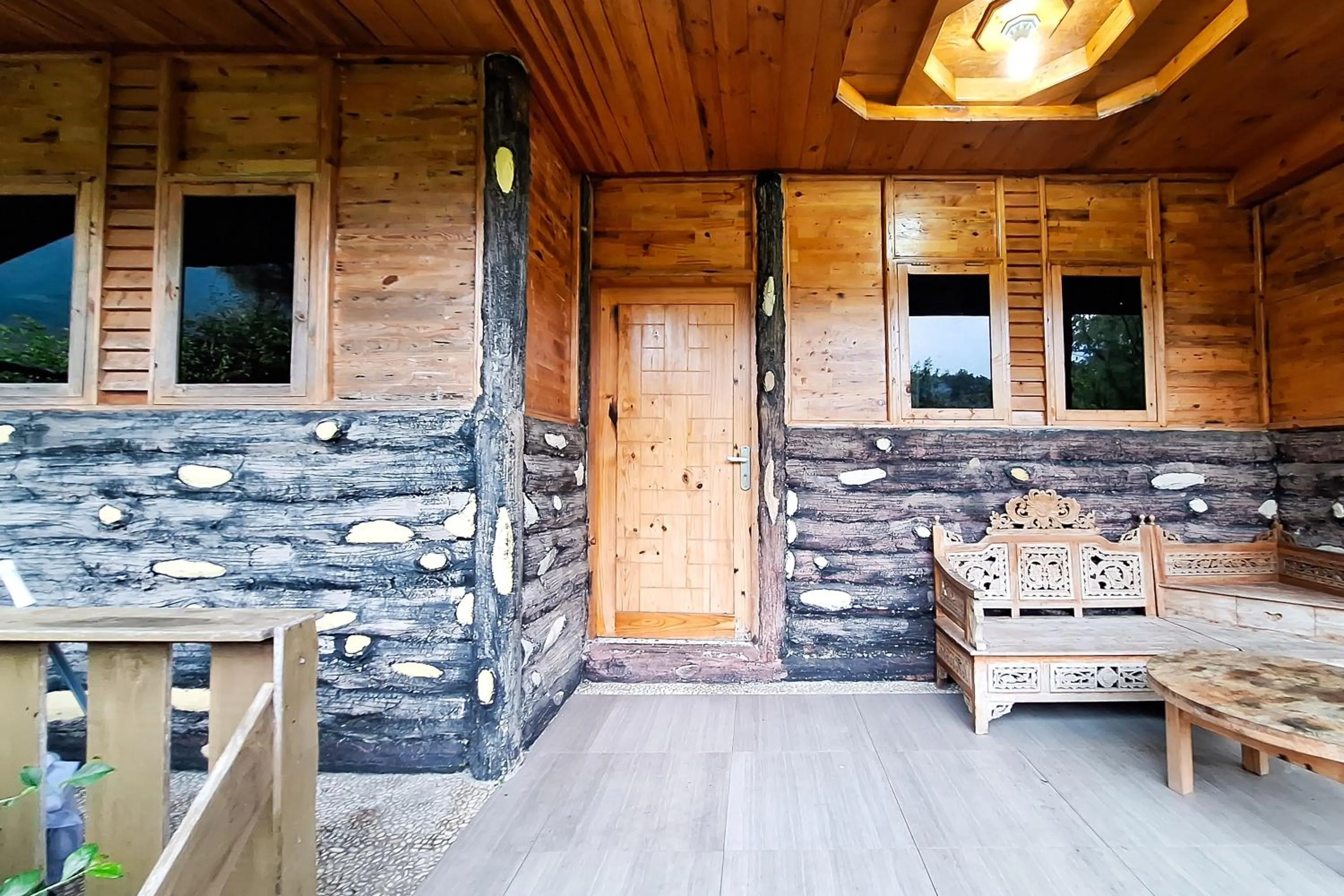 Property building in RedDoorz at Kampung Istal Bogor