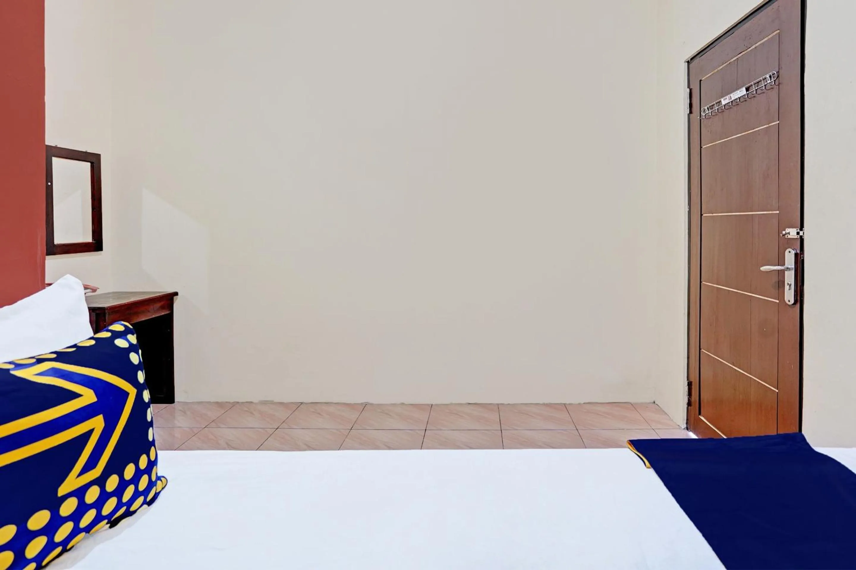 Bedroom, Bed in Hotel O Penginapan Kangean SyariahNearTaman Merdeka Kalianget