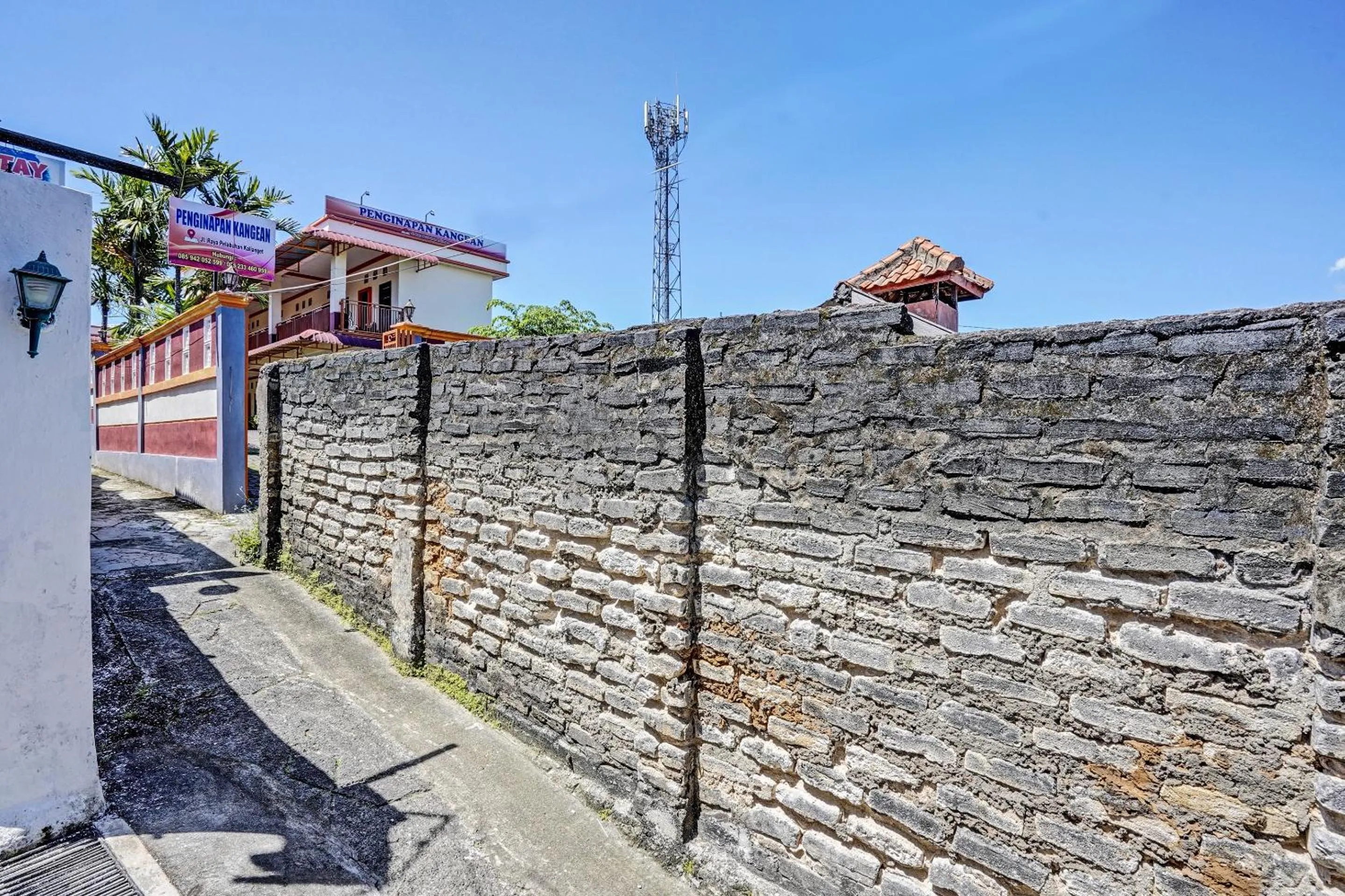 Facade/entrance in Hotel O Penginapan Kangean SyariahNearTaman Merdeka Kalianget