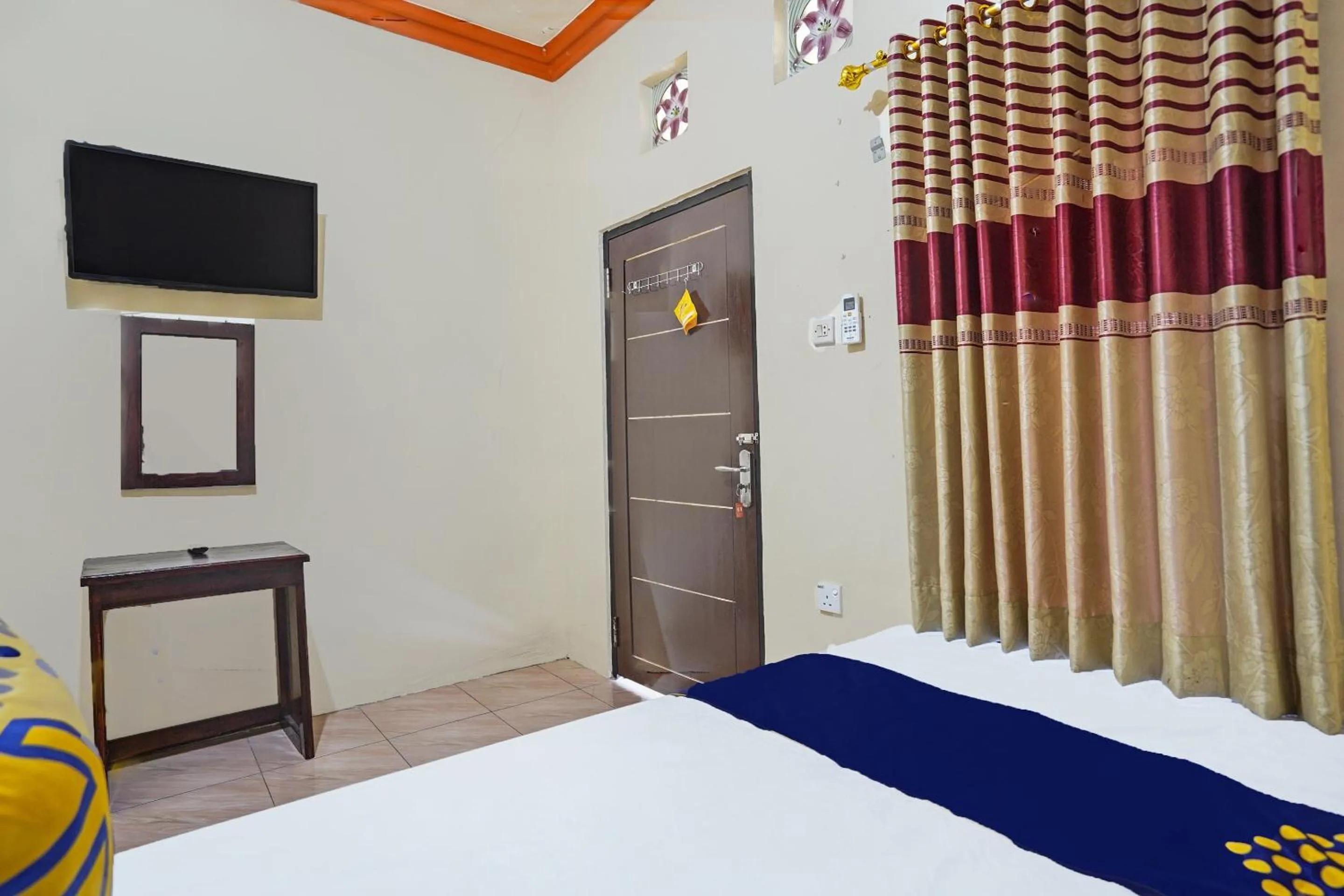 Bedroom, Bed in Hotel O Penginapan Kangean SyariahNearTaman Merdeka Kalianget