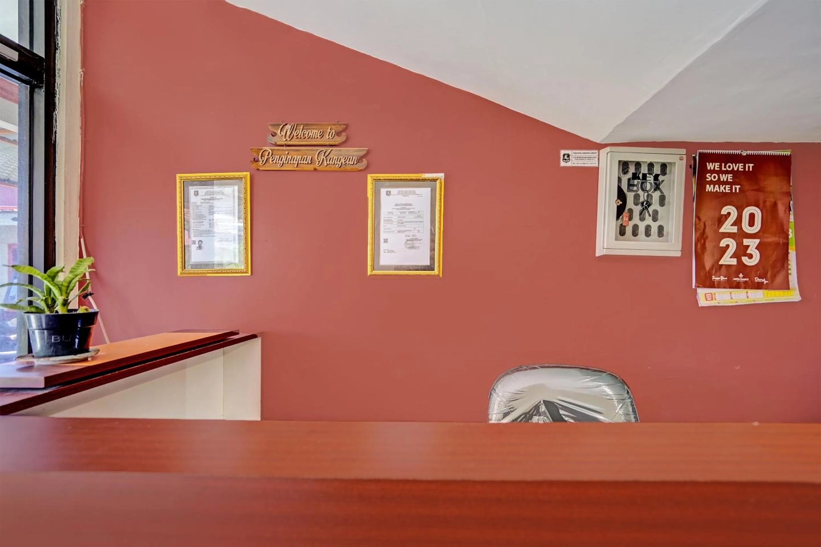 Lobby or reception in Hotel O Penginapan Kangean SyariahNearTaman Merdeka Kalianget