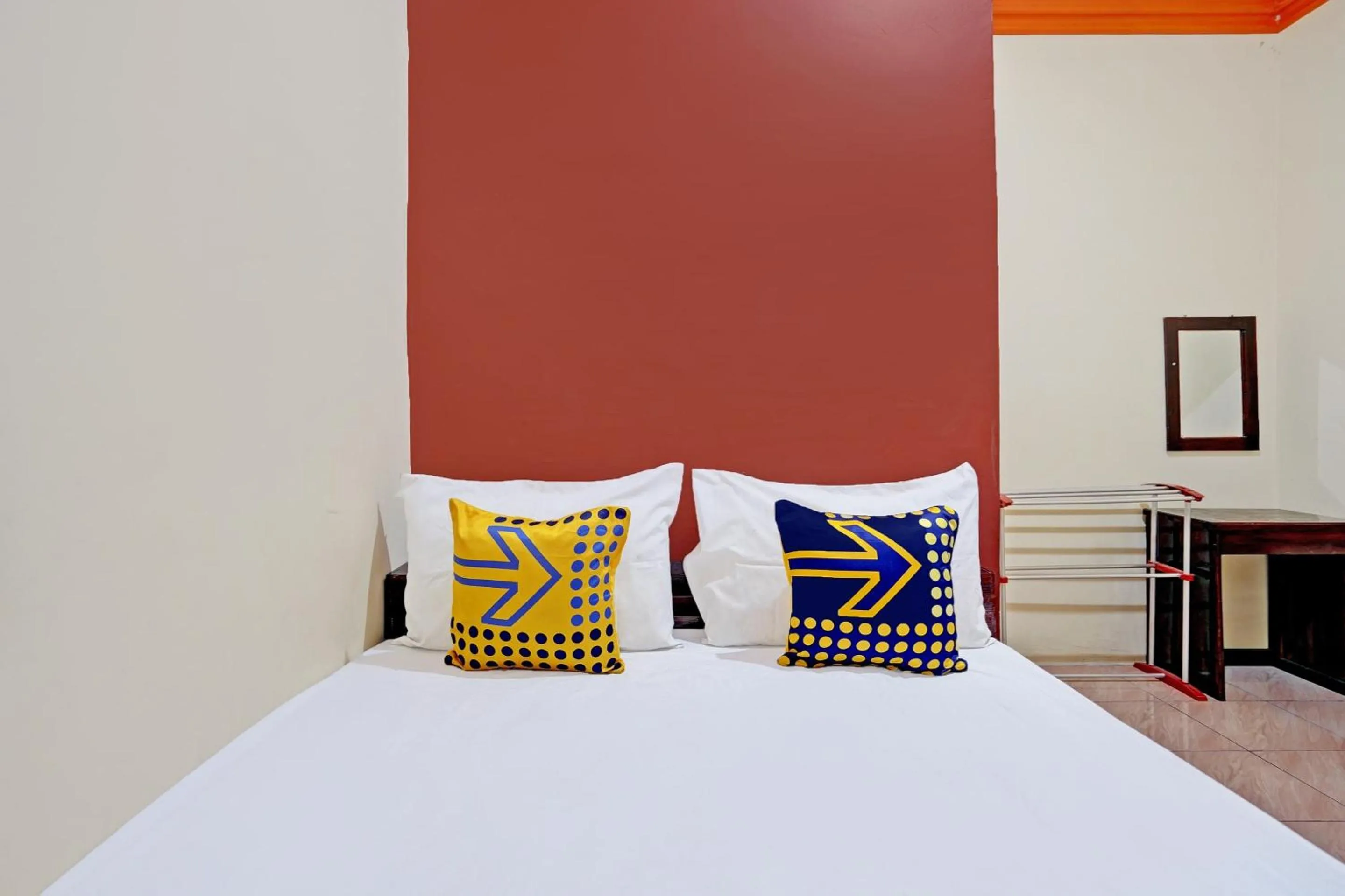 Bedroom, Bed in Hotel O Penginapan Kangean SyariahNearTaman Merdeka Kalianget