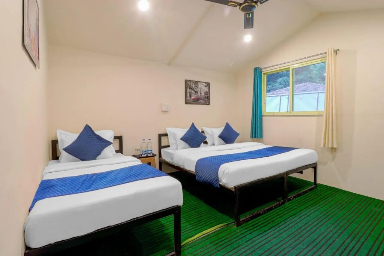 Bedroom, Bed in The Hill Mount Resort Shivpuri