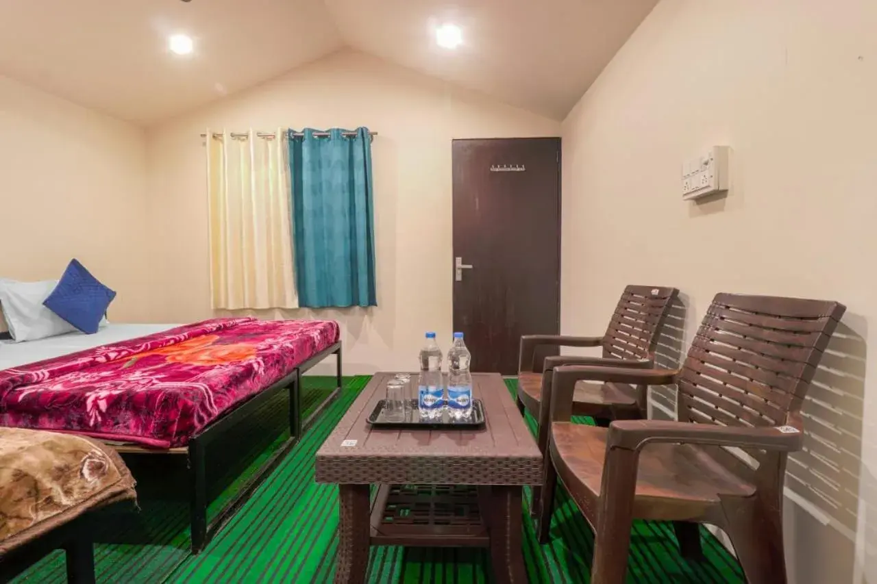 Bedroom, Bed in The Hill Mount Resort Shivpuri Bedroom, Bed in The Hill Mount Resort Shivpuri