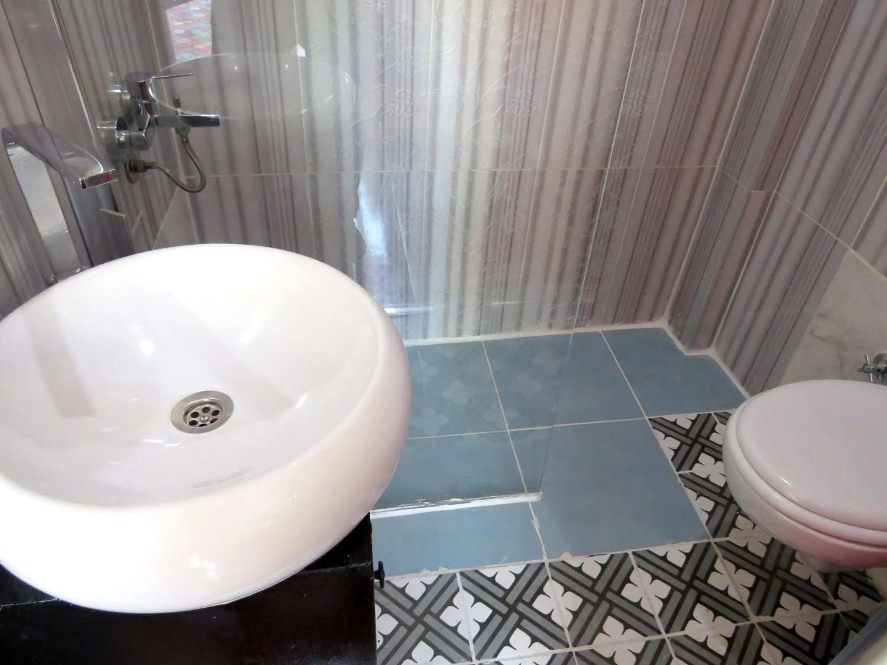 Bathroom in Istanberry - Luna Apartments