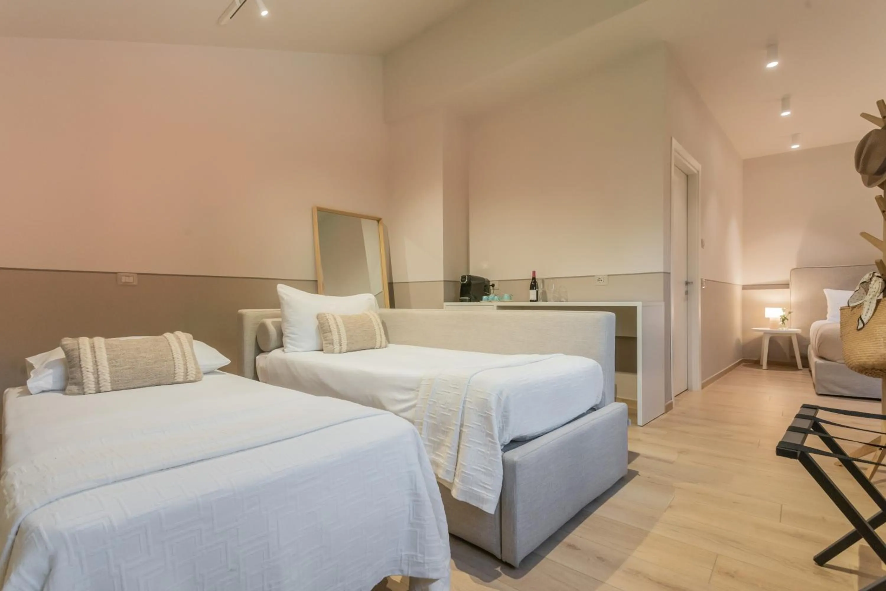 Living room, Bed in Villa Il Platano