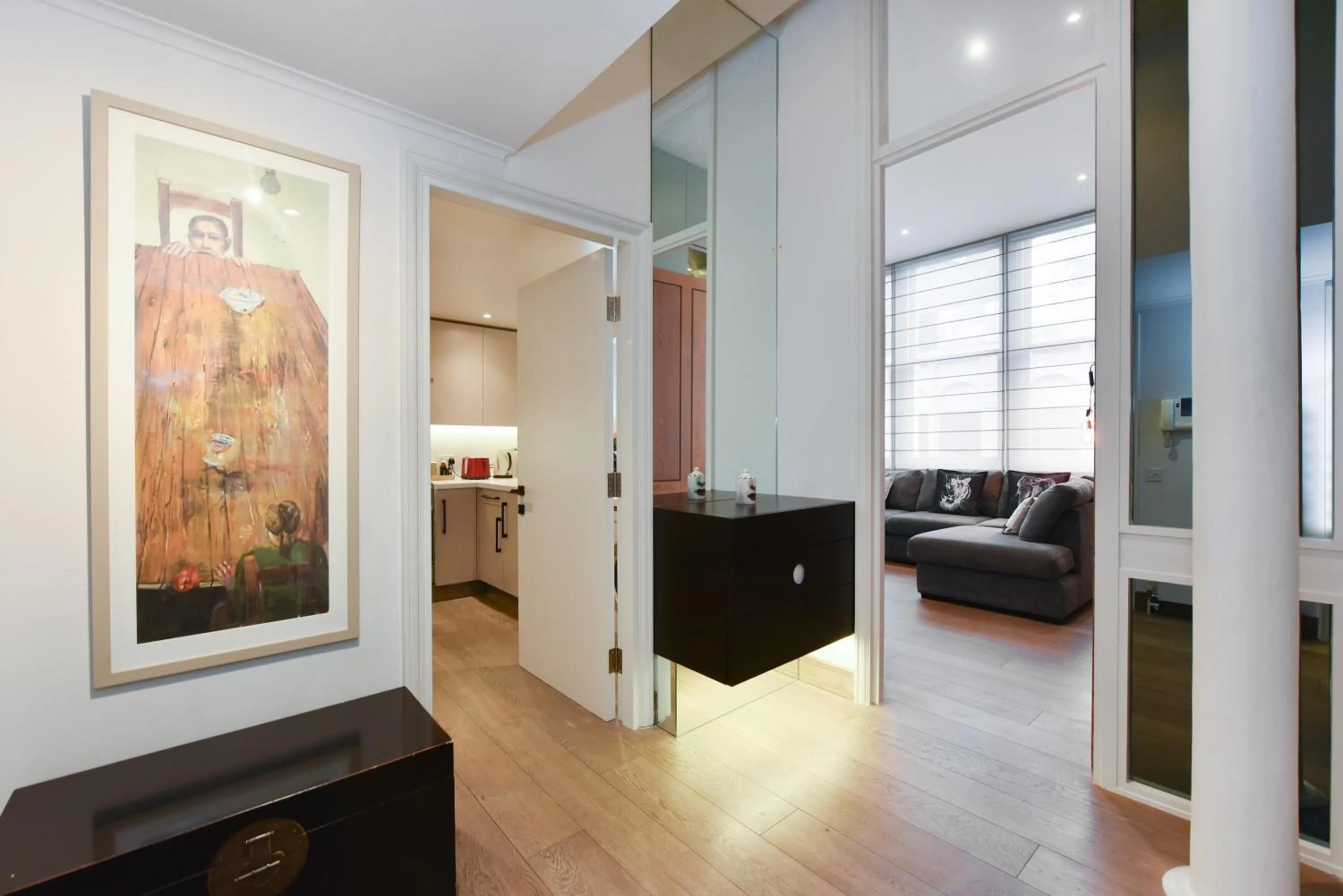 Decorative detail in London Choice Apartments - Covent Garden - Leicester Square