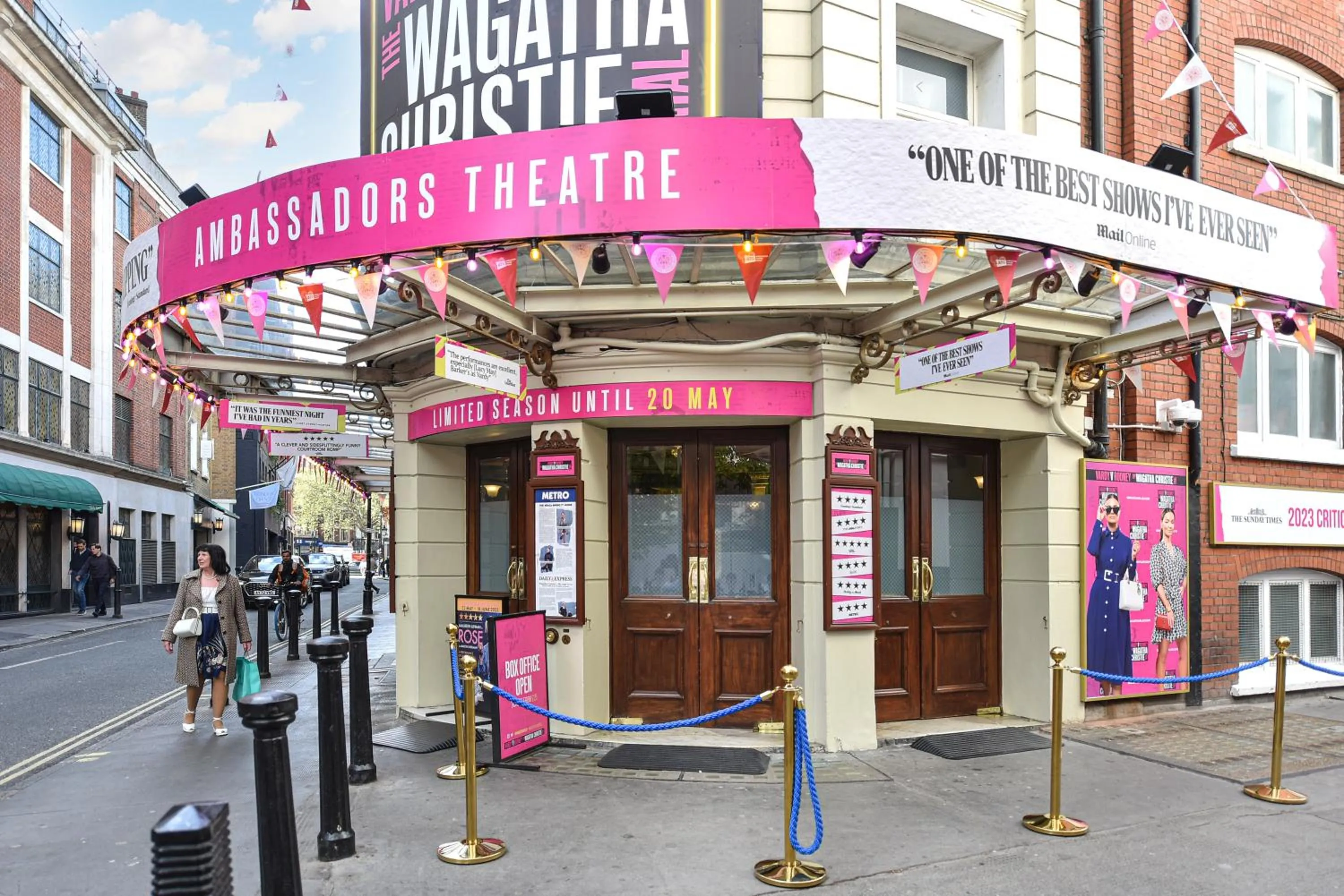 Entertainment in London Choice Apartments - Covent Garden - Leicester Square