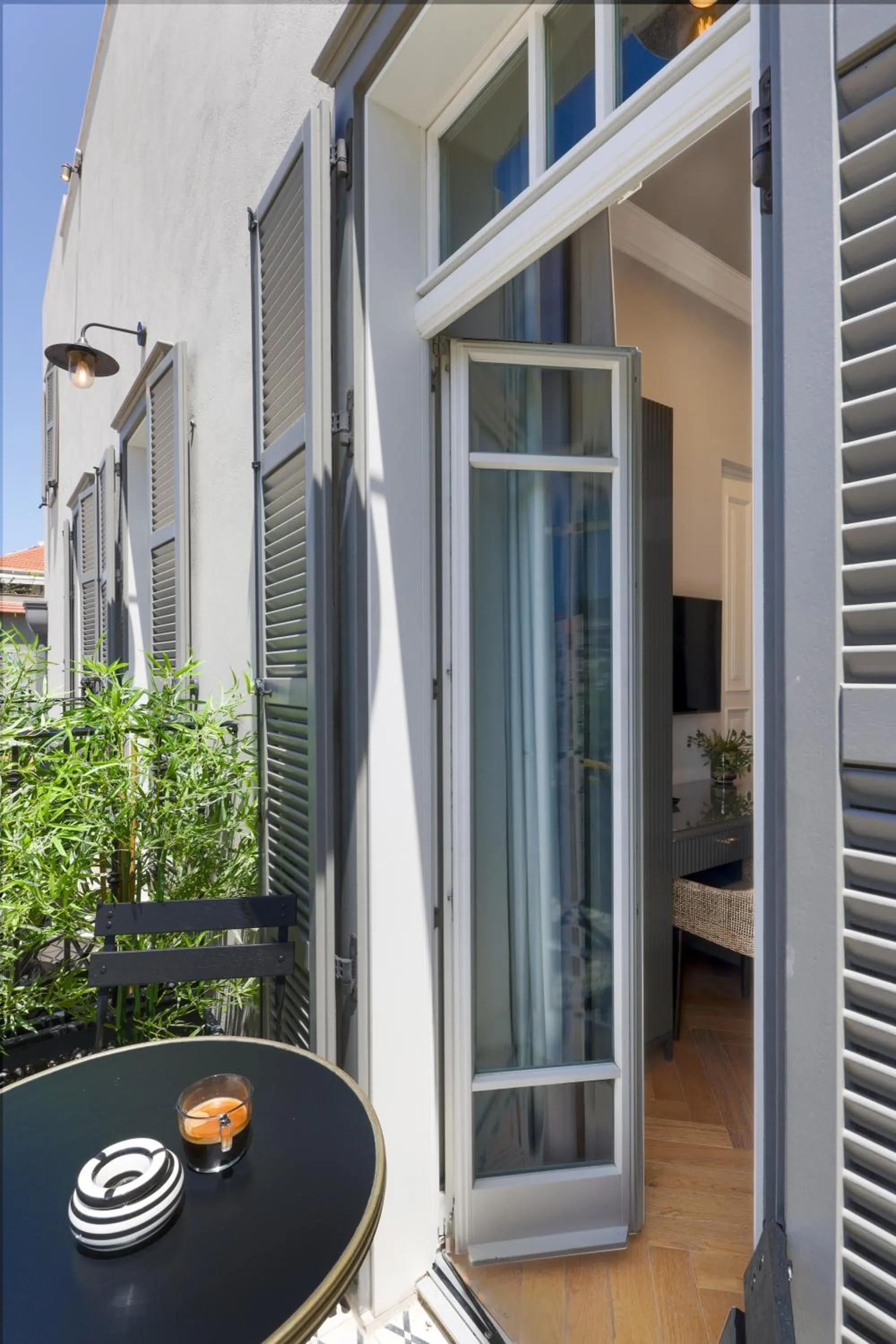 Patio in Allegro Neve Tzedek Boutique Suites - By HOMY