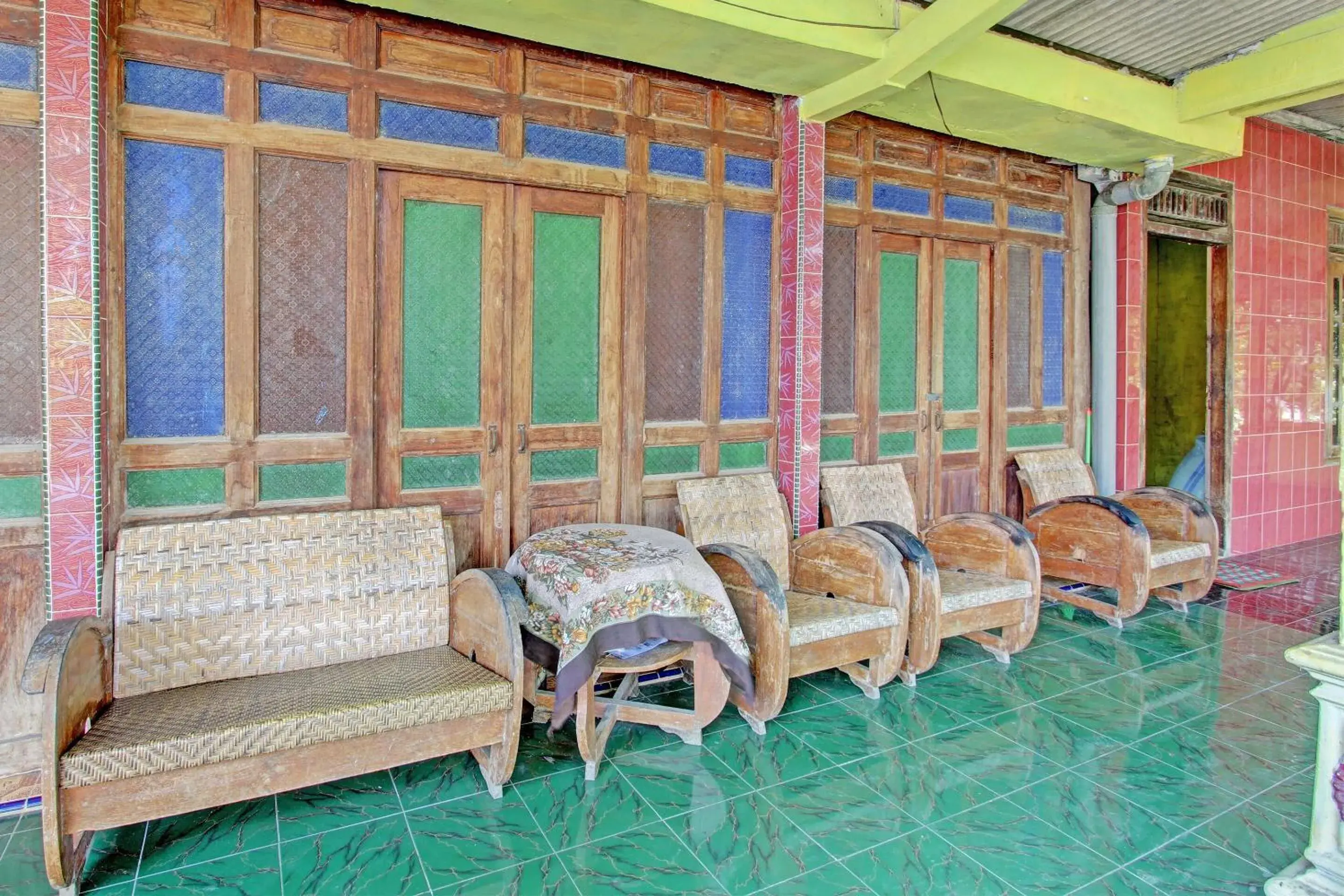 Lobby or reception in Hotel O Guest House Pak Darso Lobby or reception in Hotel O Guest House Pak Darso