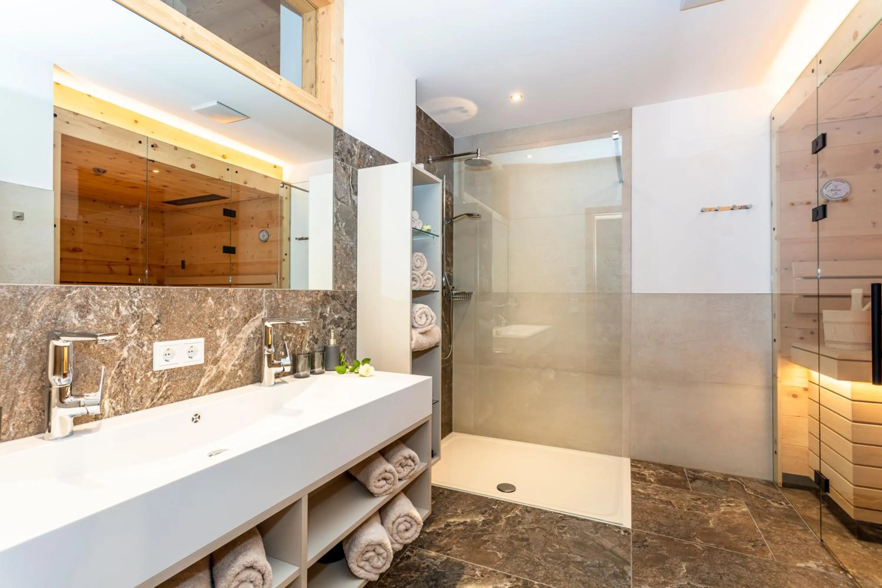 Shower in Biobauernhof Schneiderbauer