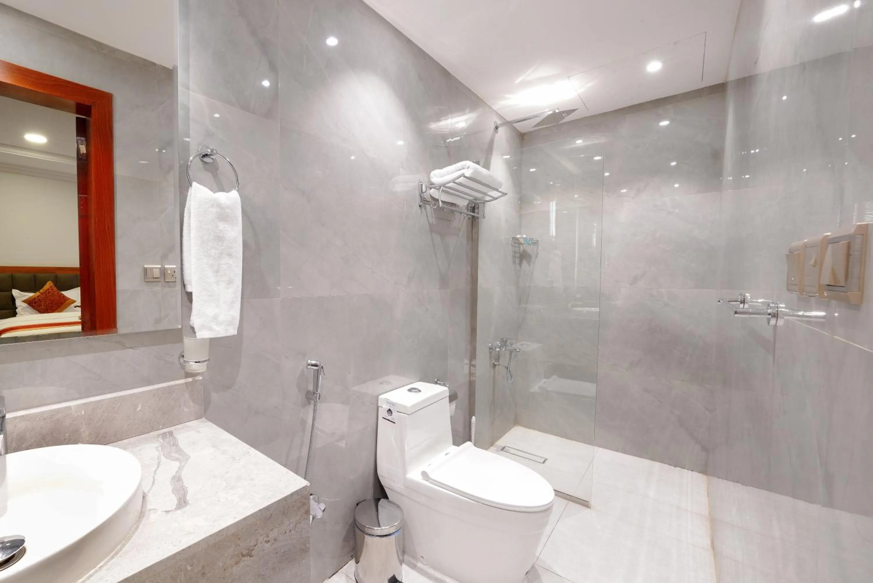 Hot Spring Bath in Al Masem Serviced Apartments - Al Olaya - Exit 5