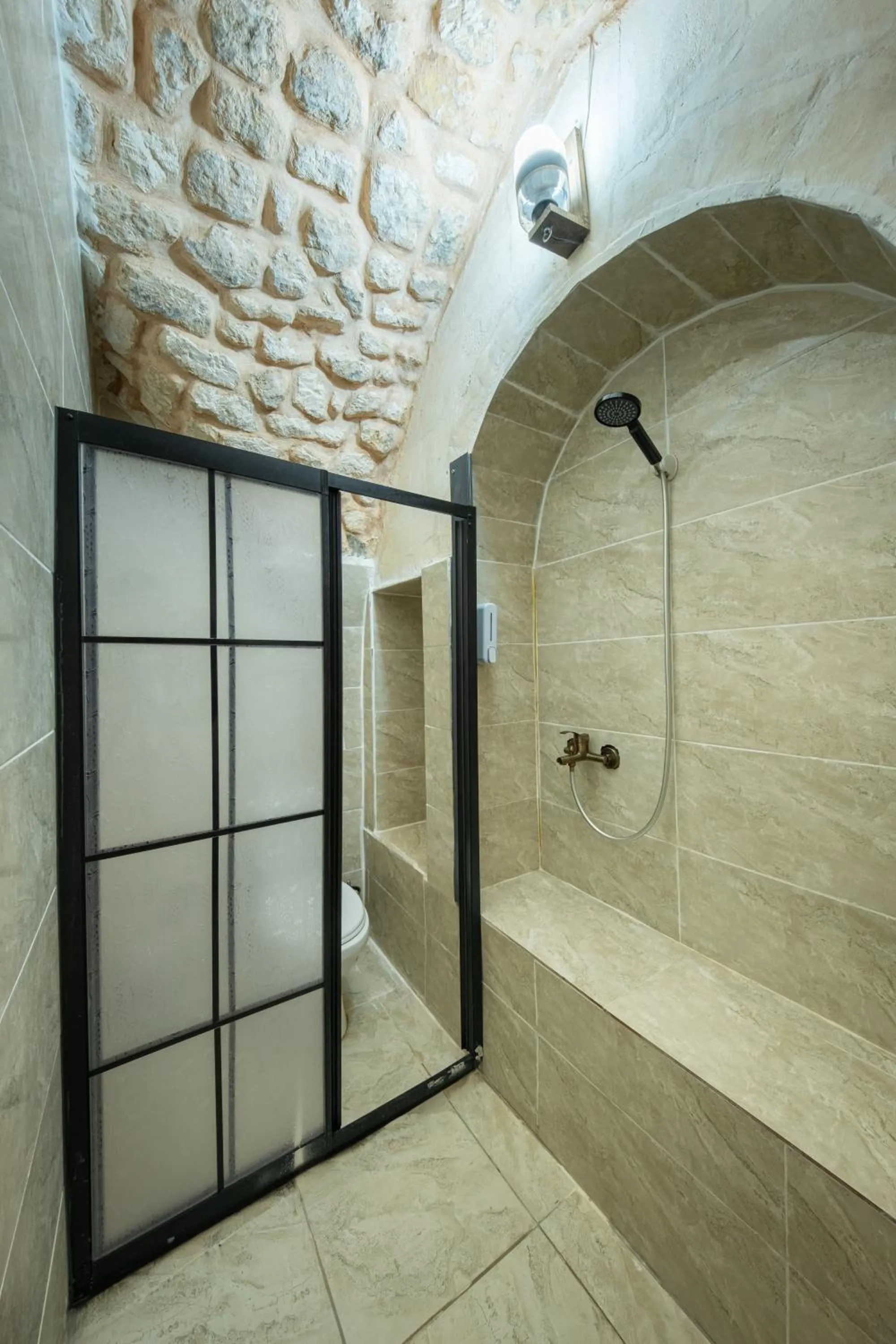 Bathroom in KARAGÜL Hotel