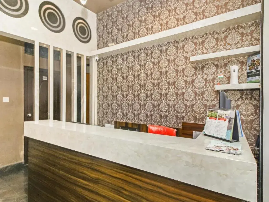 Lobby or reception in Parkwood Executive Rooms Inn Lobby or reception in Parkwood Executive Rooms Inn