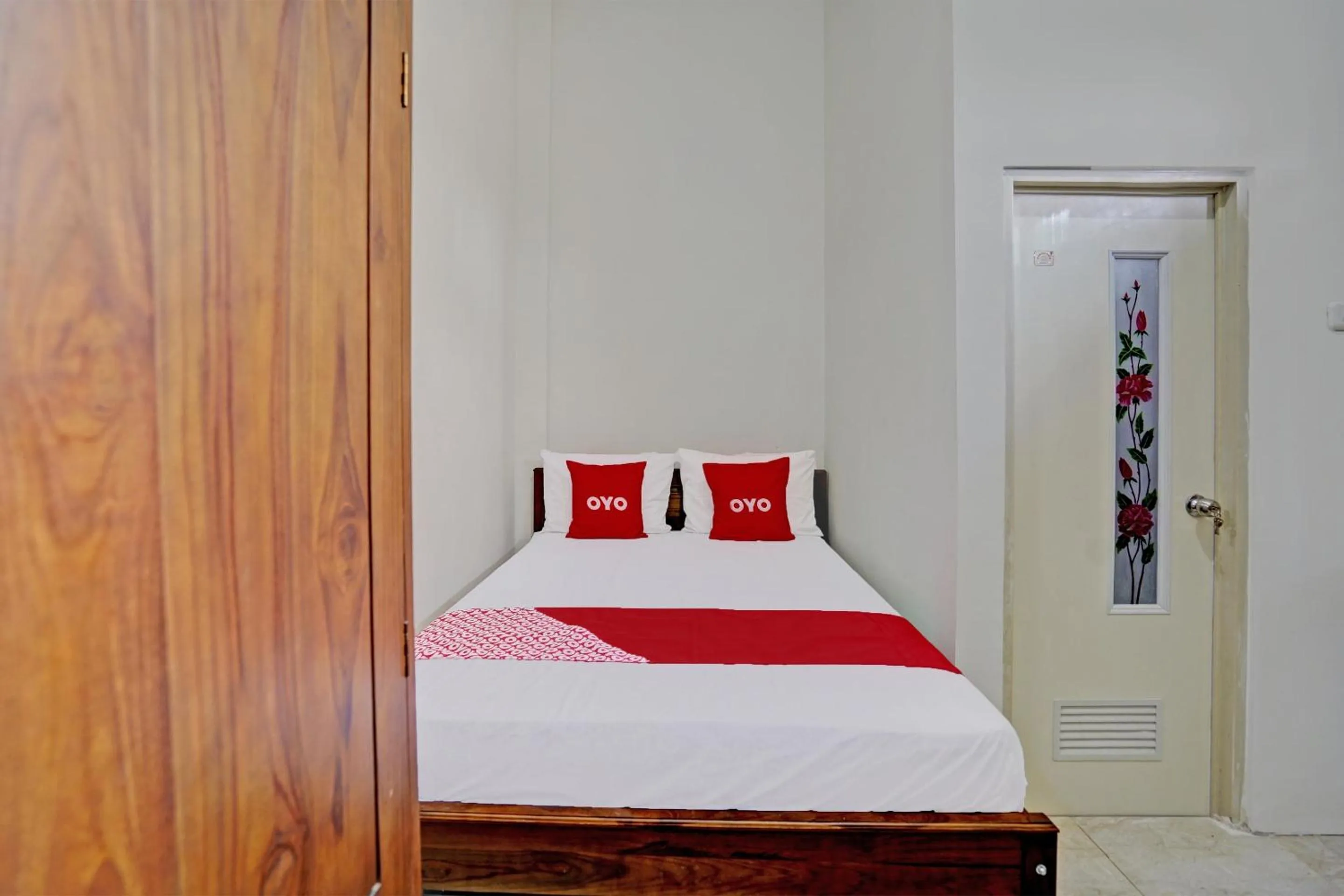 Bedroom, Bed in OYO 92541 Suny Kost Syariah
