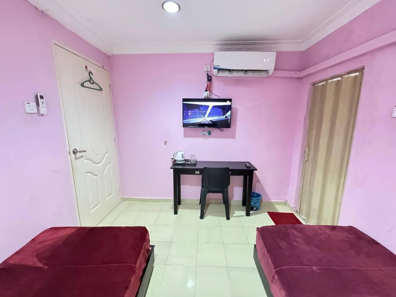 Bedroom, Bed in Darul Salam Orkid Inn