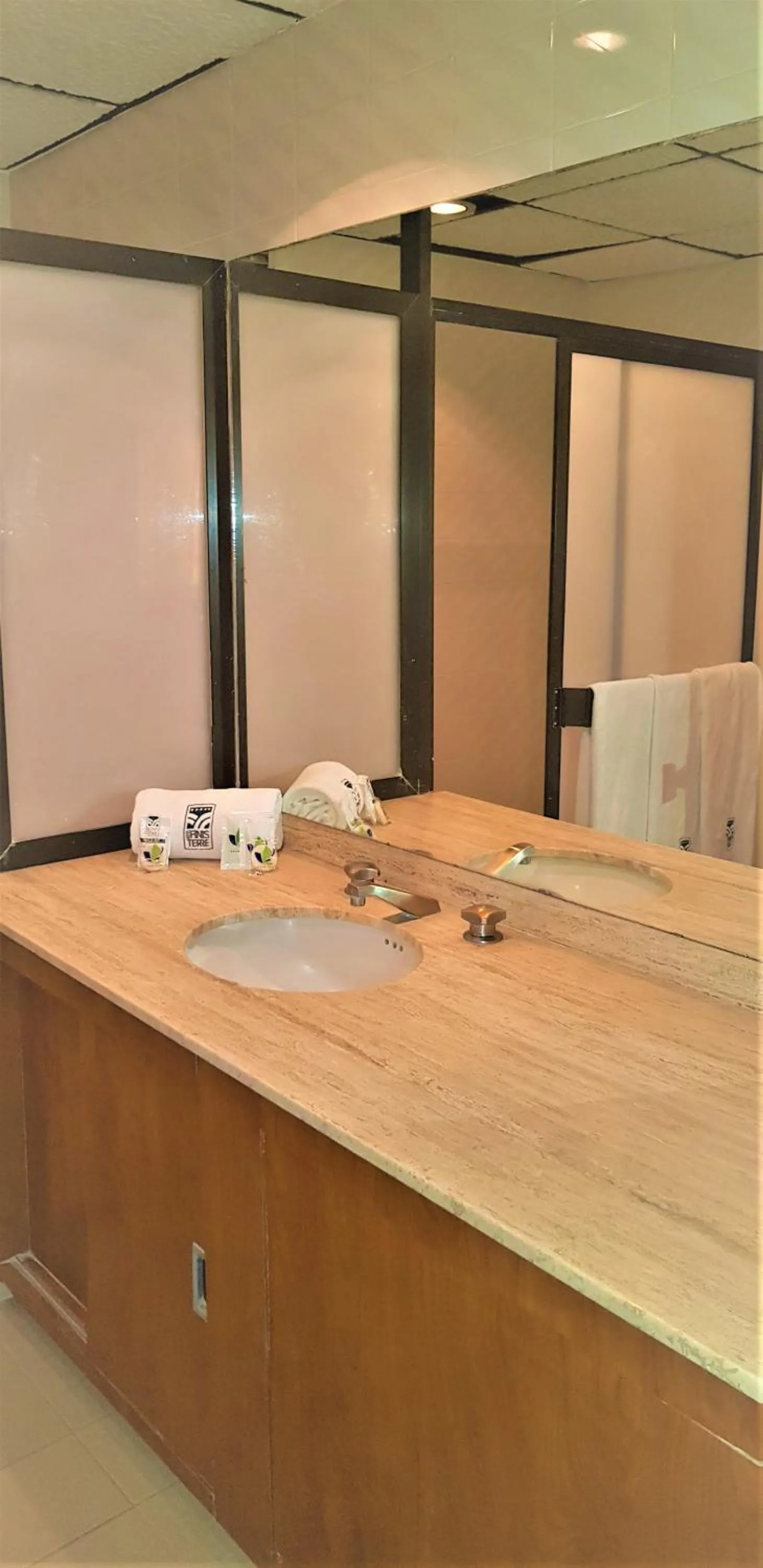 Bathroom in Hotel Finisterre