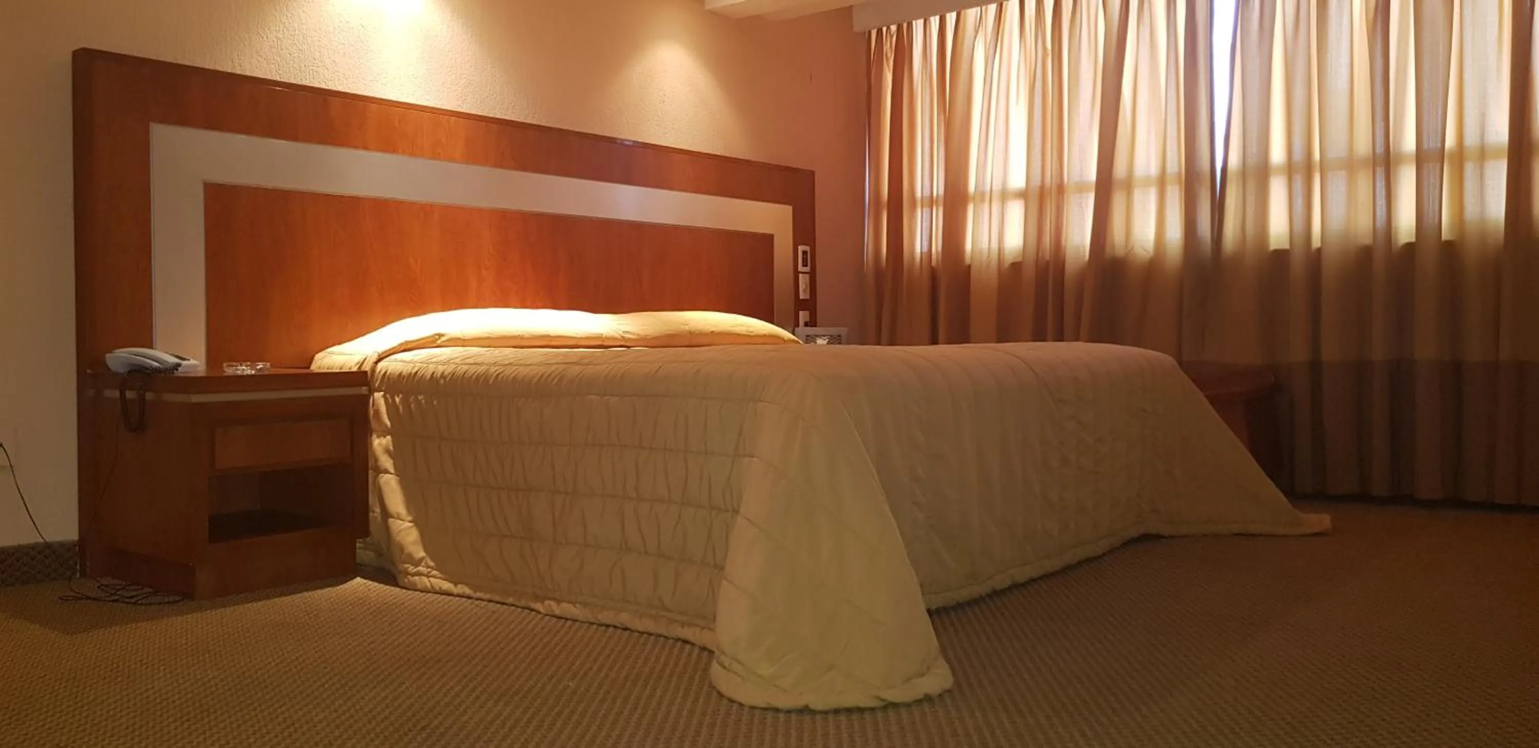 Bed in Hotel Finisterre