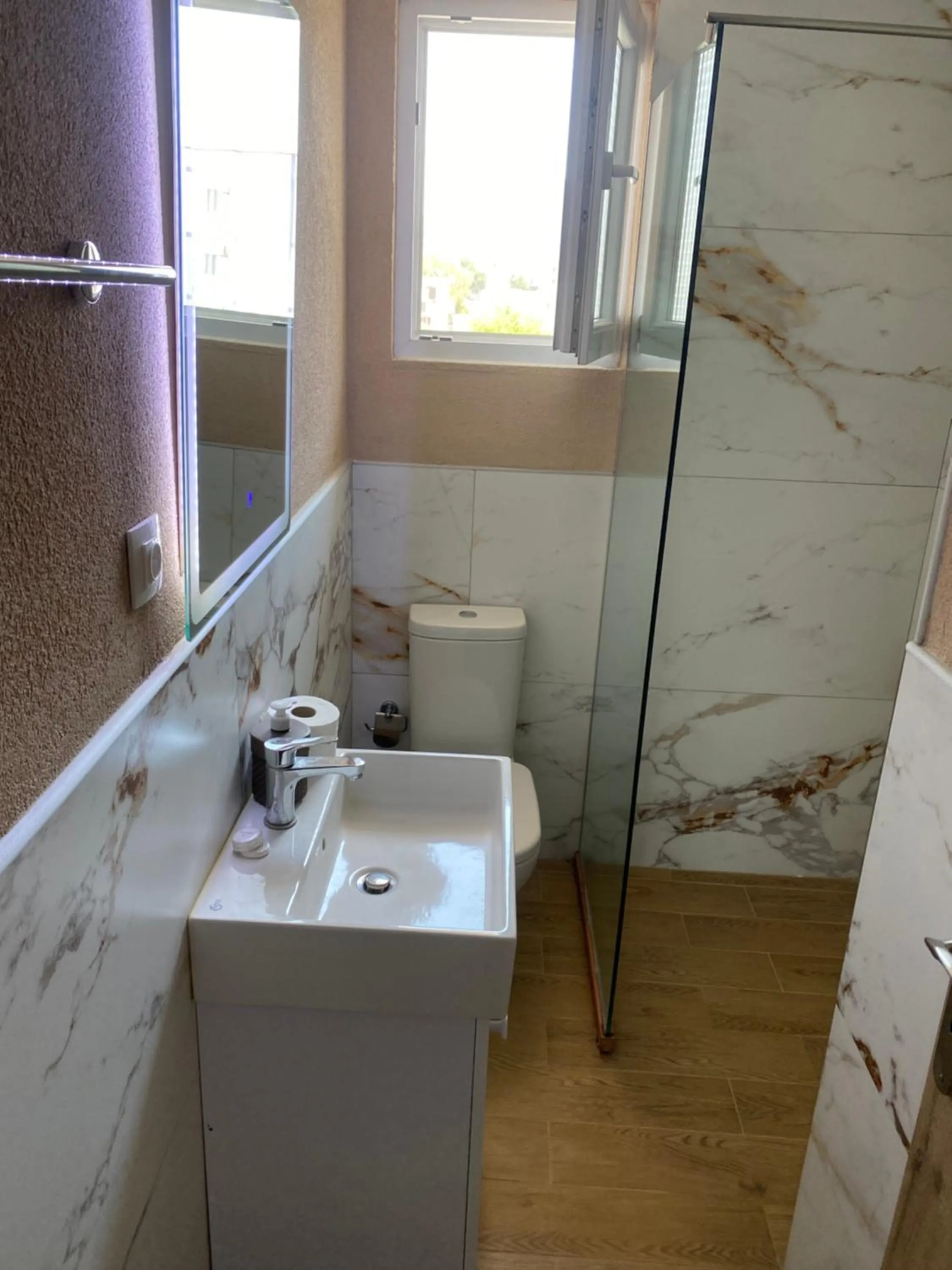 Resol Hotel