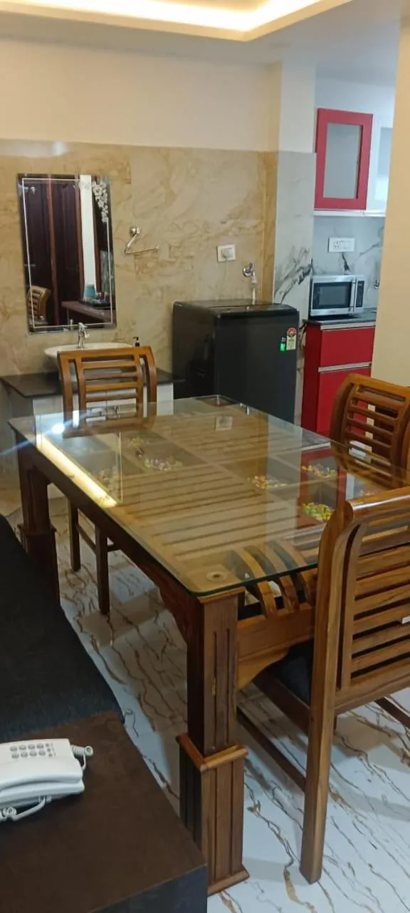 Dining area in Treebo Love Shore Residency, Near Lakeshore Hospital