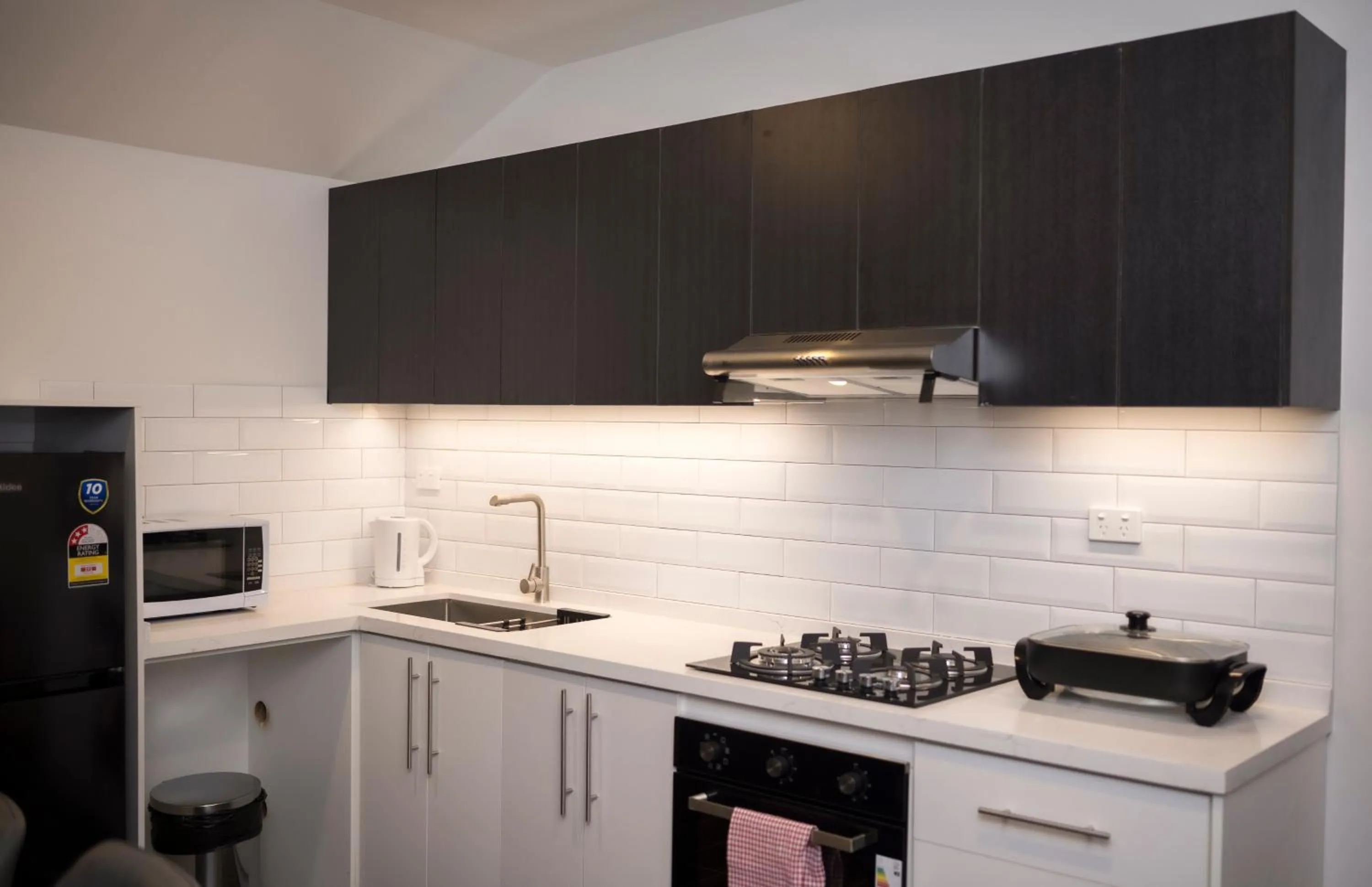 Kitchen or kitchenette in Garden Apartments