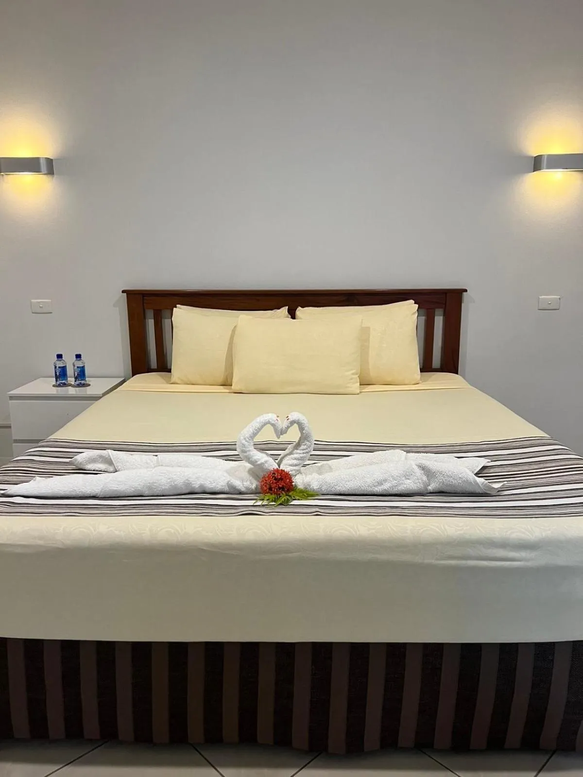 Bed in Garden Apartments