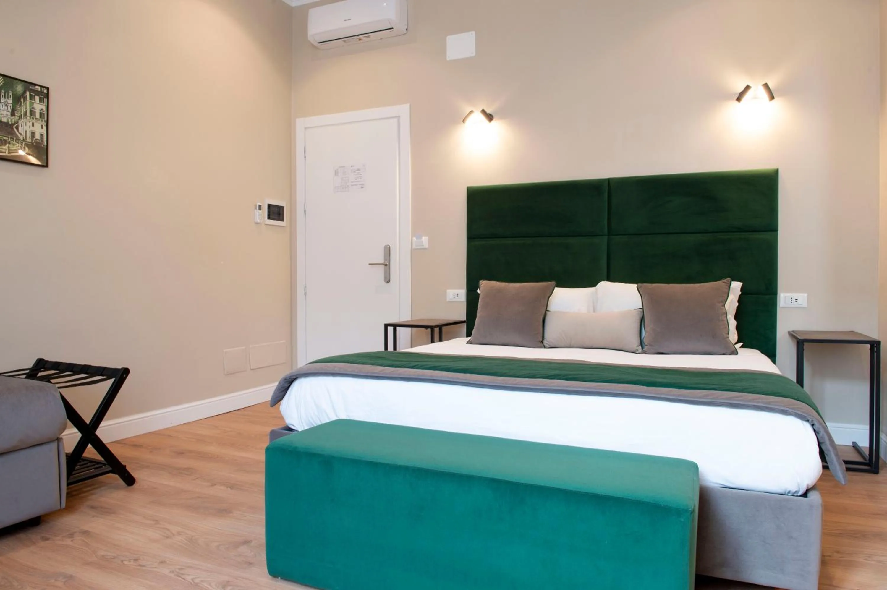 Bed in Hotel AD Suites Nazionale