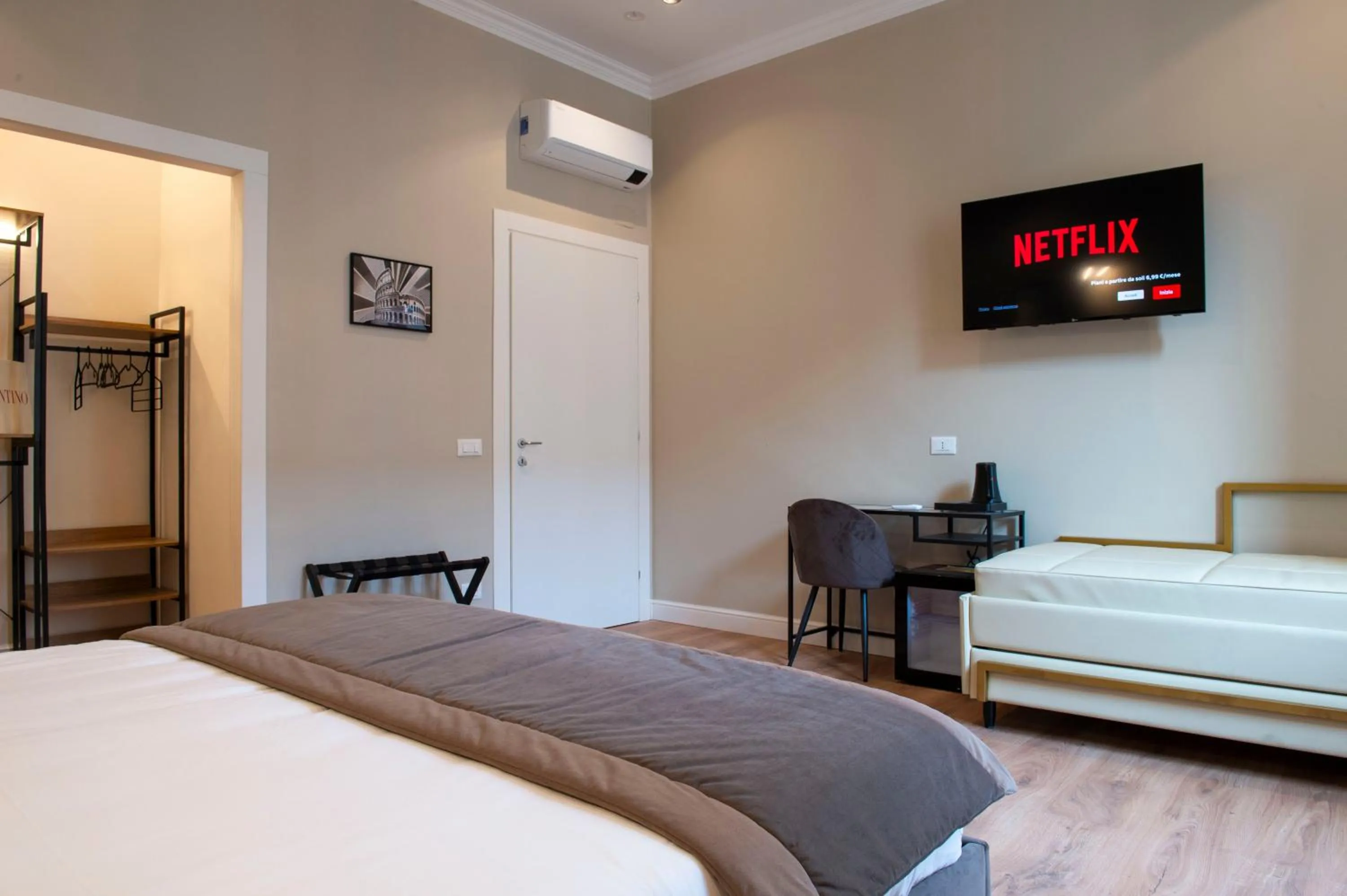 Bed in Hotel AD Suites Nazionale