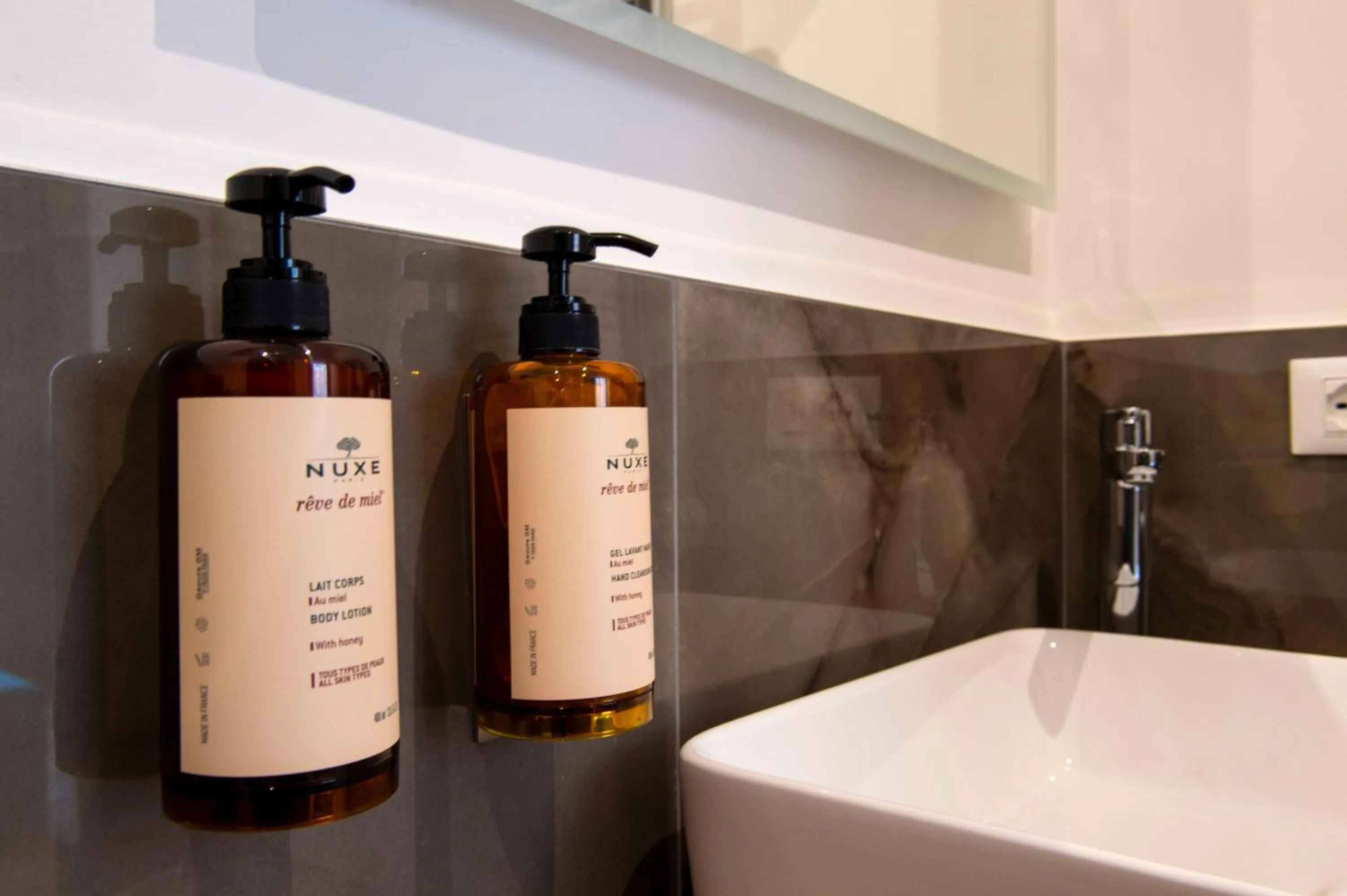 Bathroom in Hotel AD Suites Nazionale