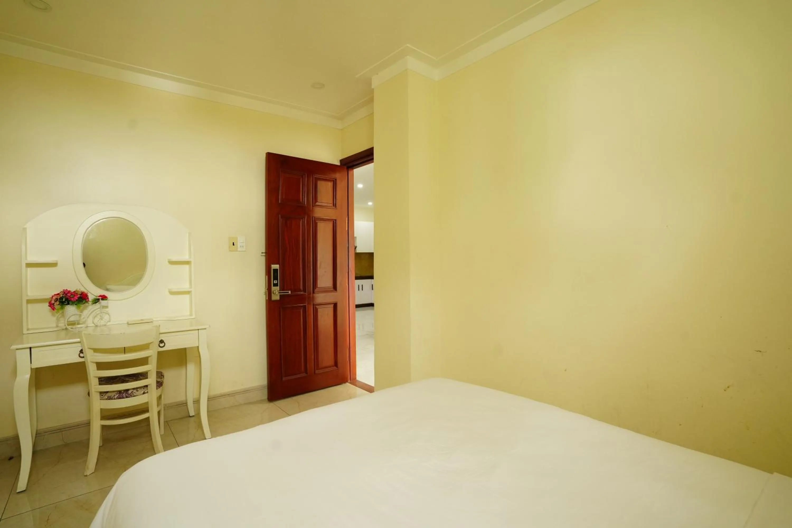 Bedroom, Bed in Thành Vinh Hotel & Apartment