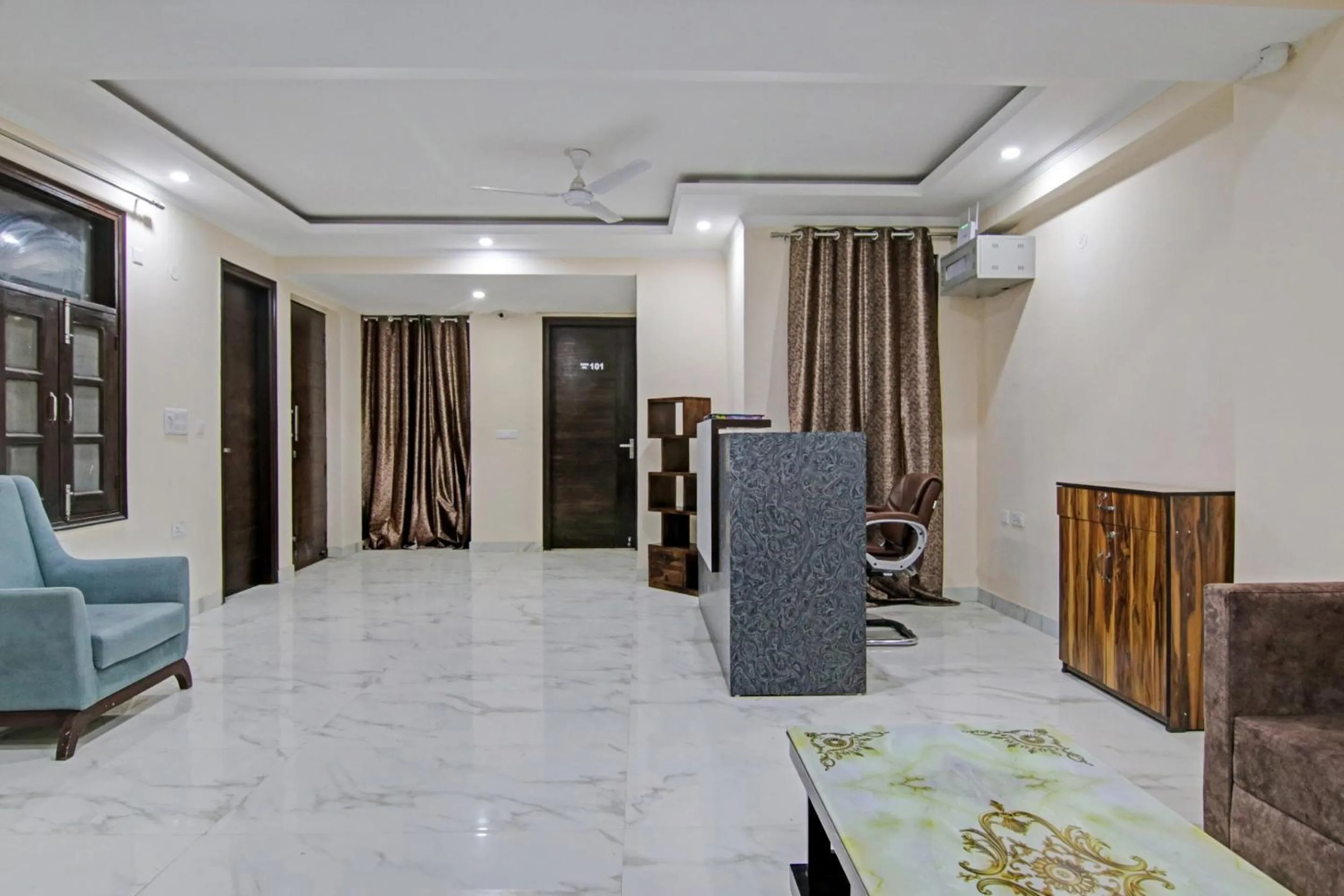 Lobby or reception in Hotel O Pristine