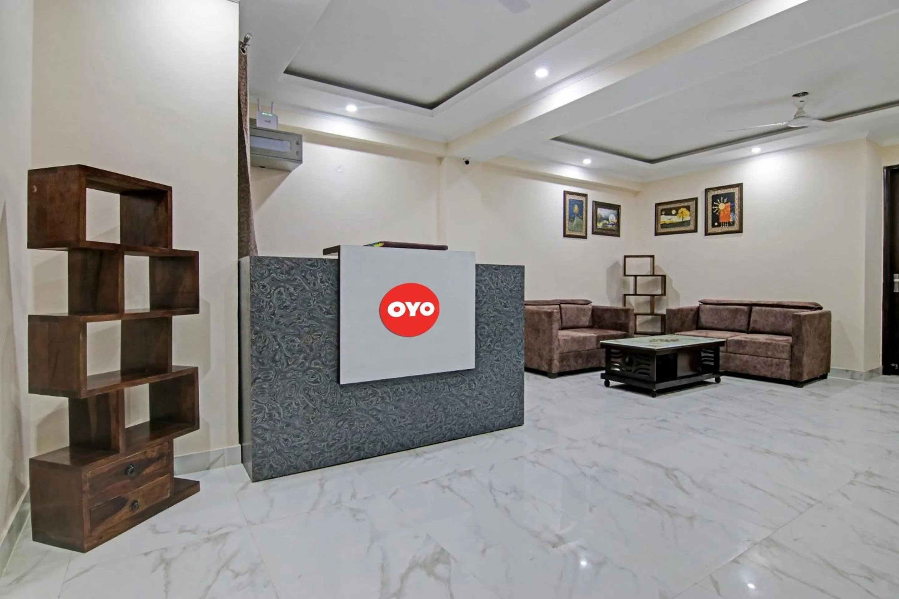 Lobby or reception in Hotel O Pristine