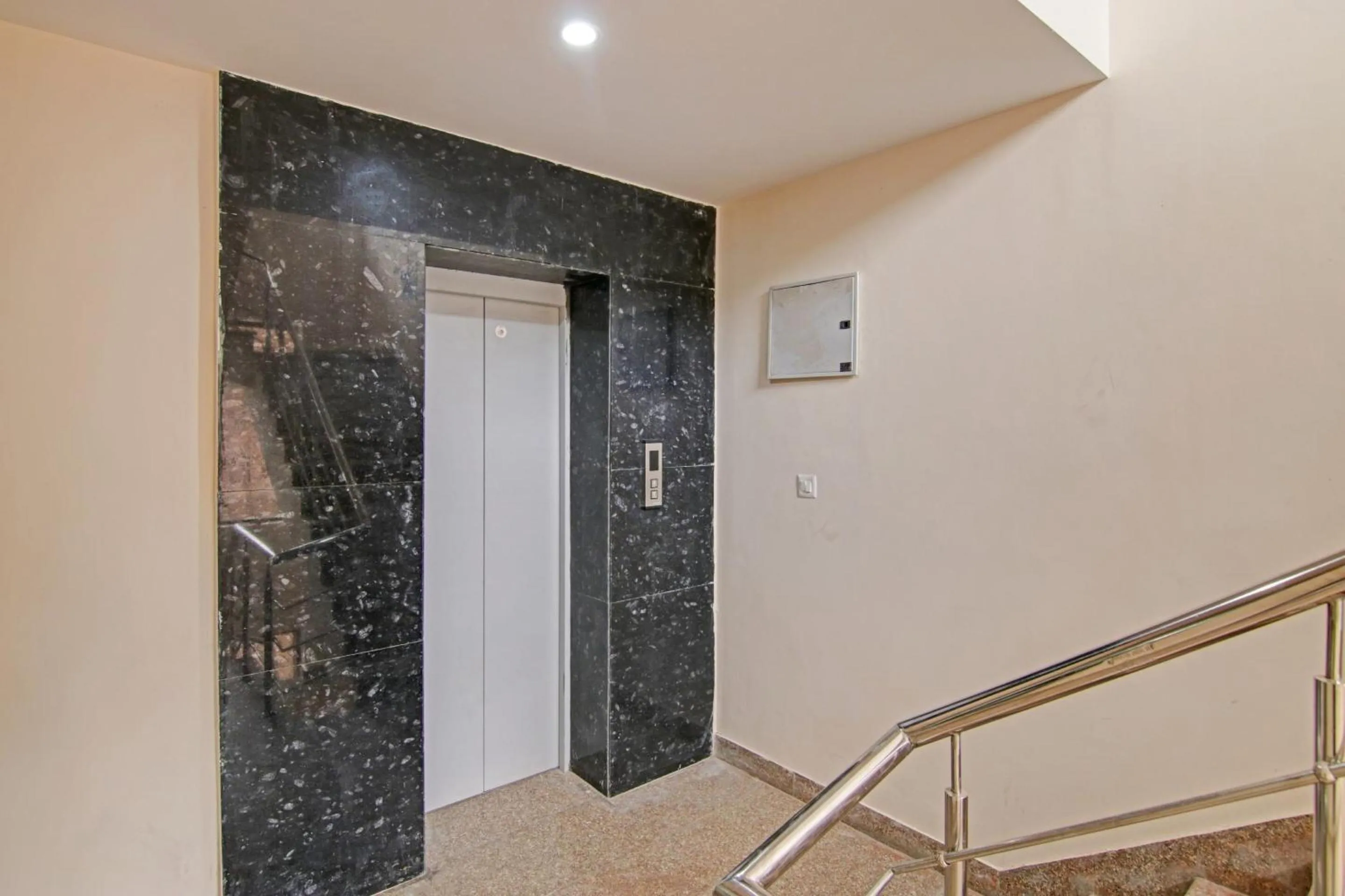 Lobby or reception in Hotel O Pristine