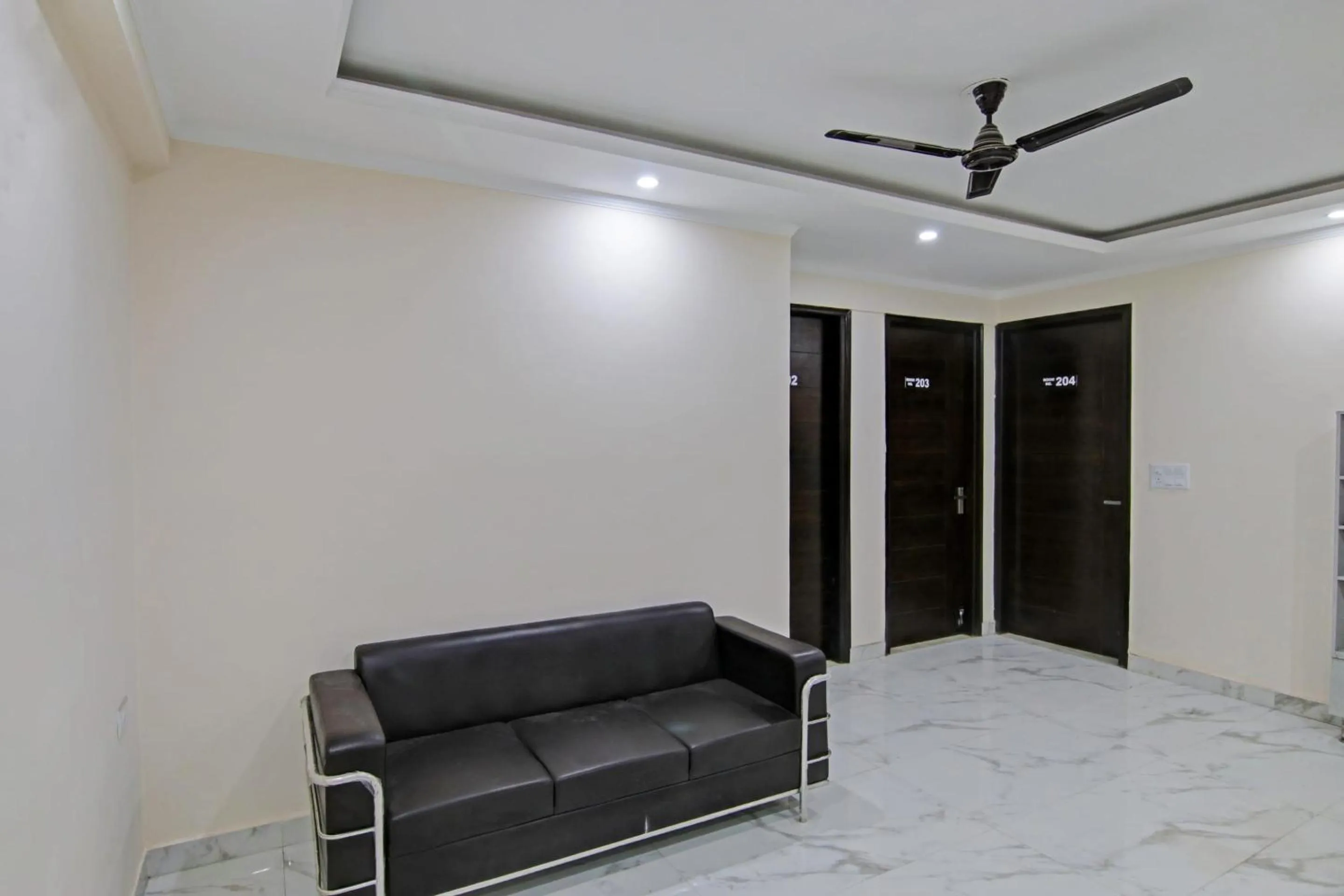 Lobby or reception in Hotel O Pristine