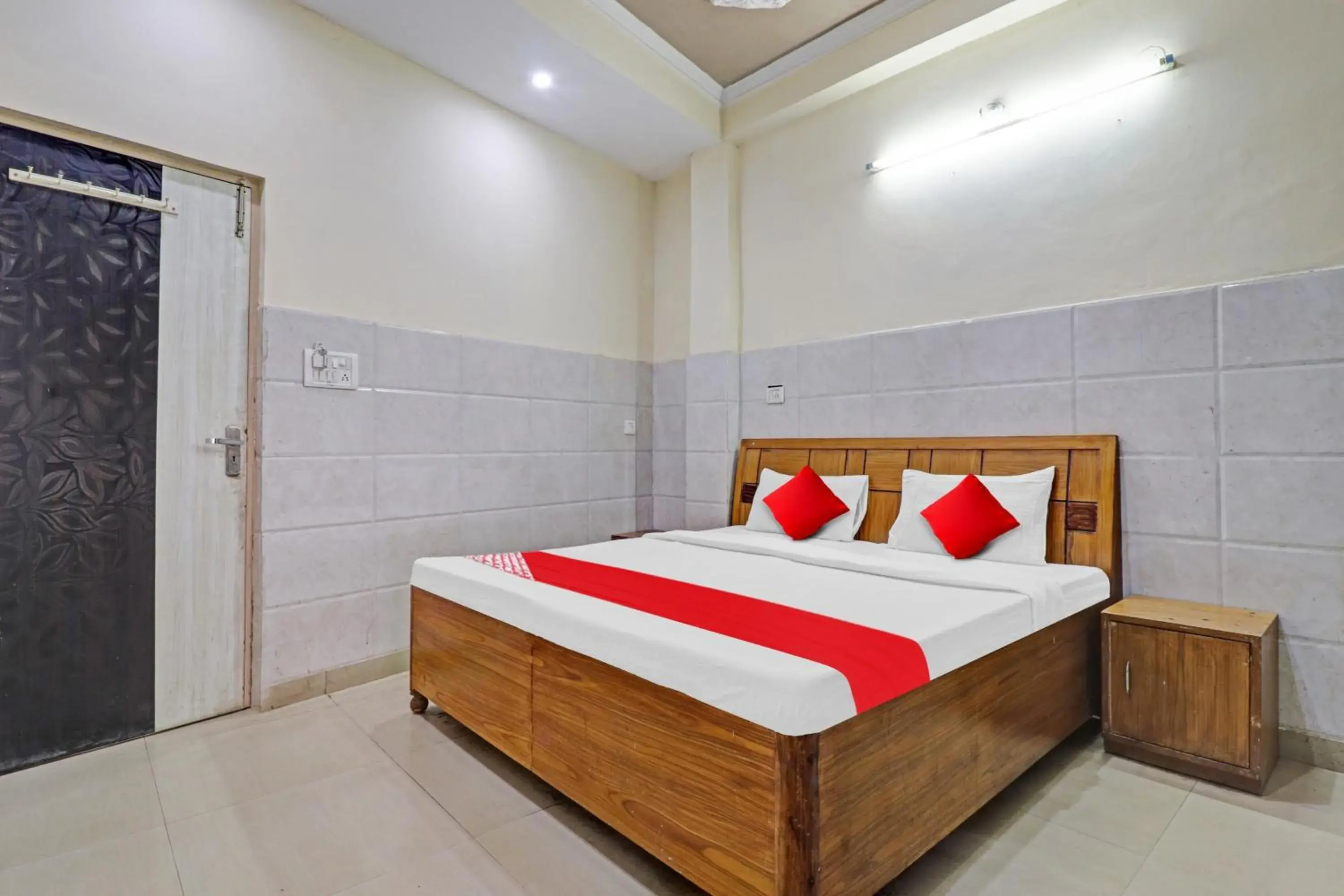 Classic Triple Room - single occupancy in Hotel O Vishal Paradise Classic Triple Room - single occupancy in Hotel O Vishal Paradise