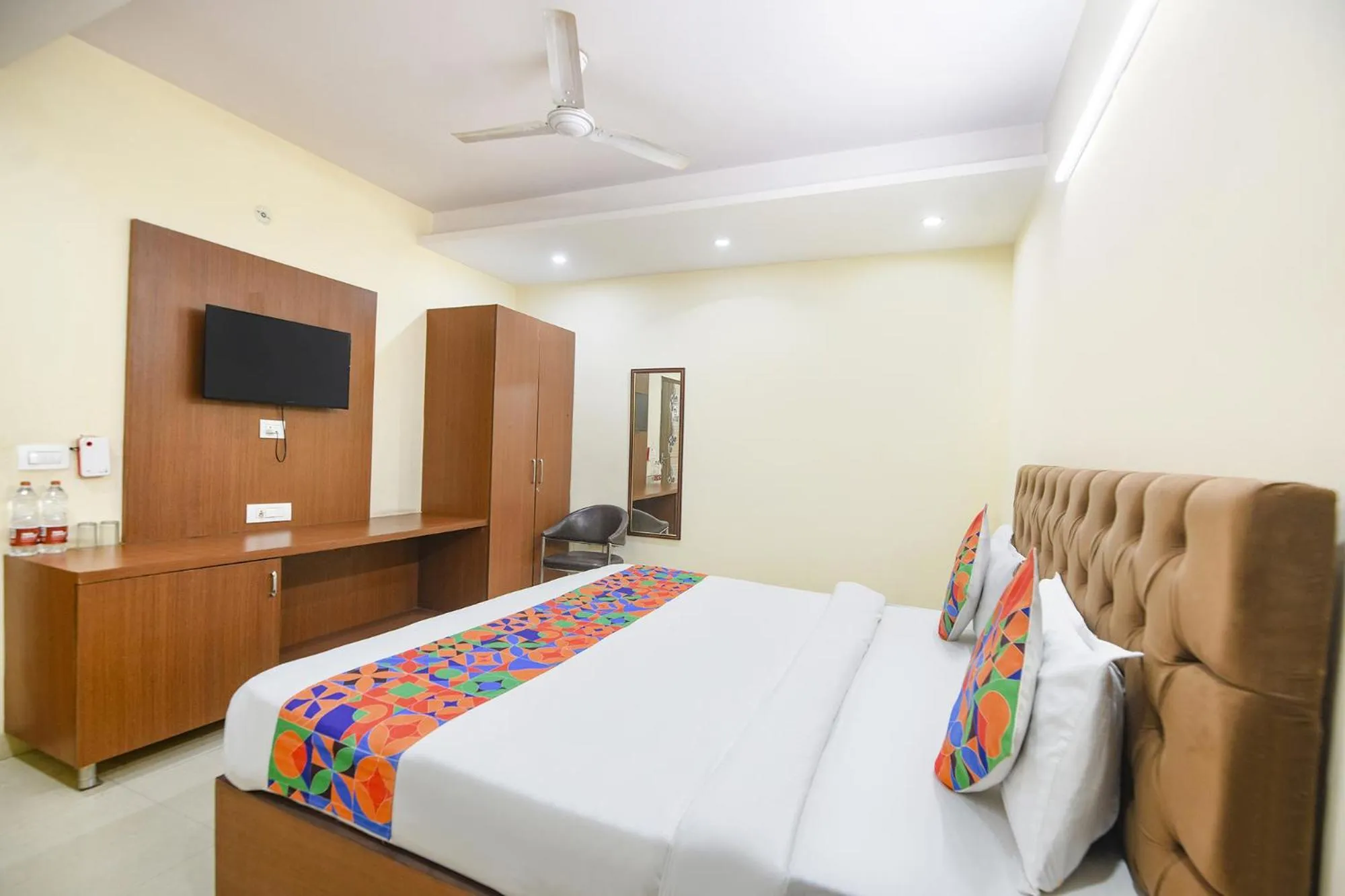Bed in FabHotel Mannat Bhera Enclave