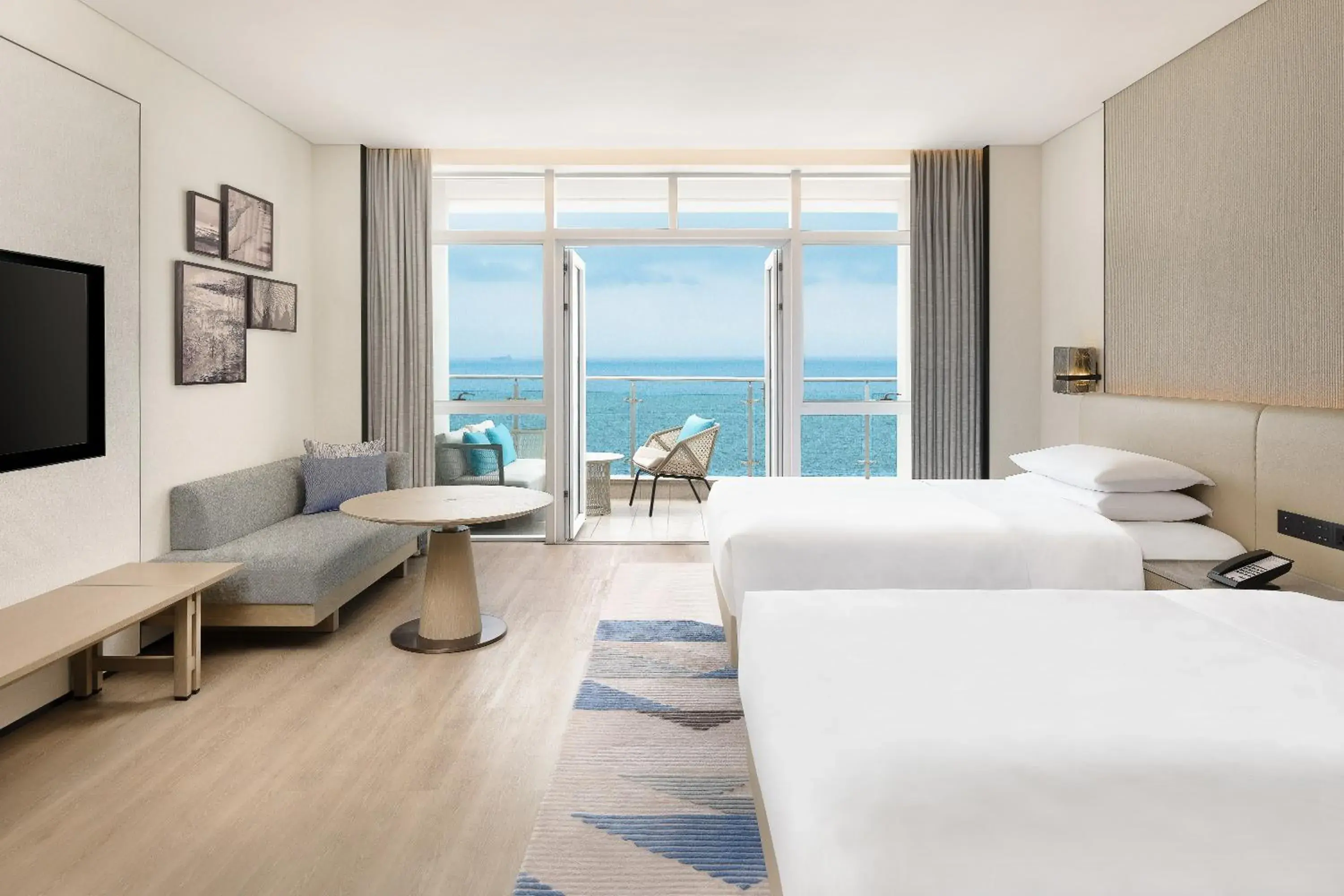 Premier, Guest room, 2 Doubles, Ocean view in Sheraton Beihai Resort Premier, Guest room, 2 Doubles, Ocean view in Sheraton Beihai Resort