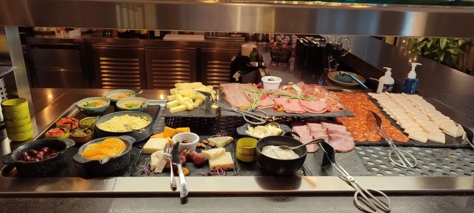 Breakfast in Four Points by Sheraton Budapest Danube