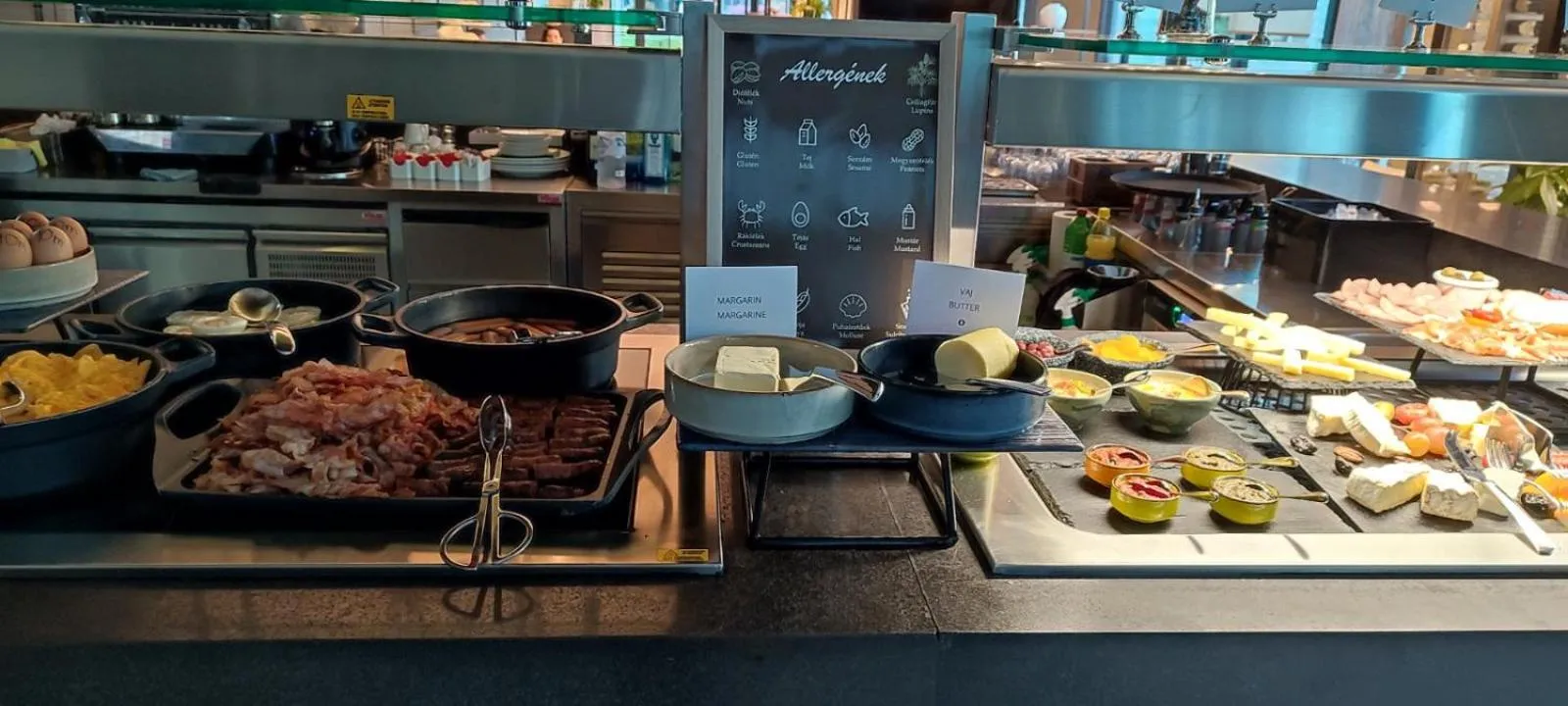 Breakfast in Four Points by Sheraton Budapest Danube