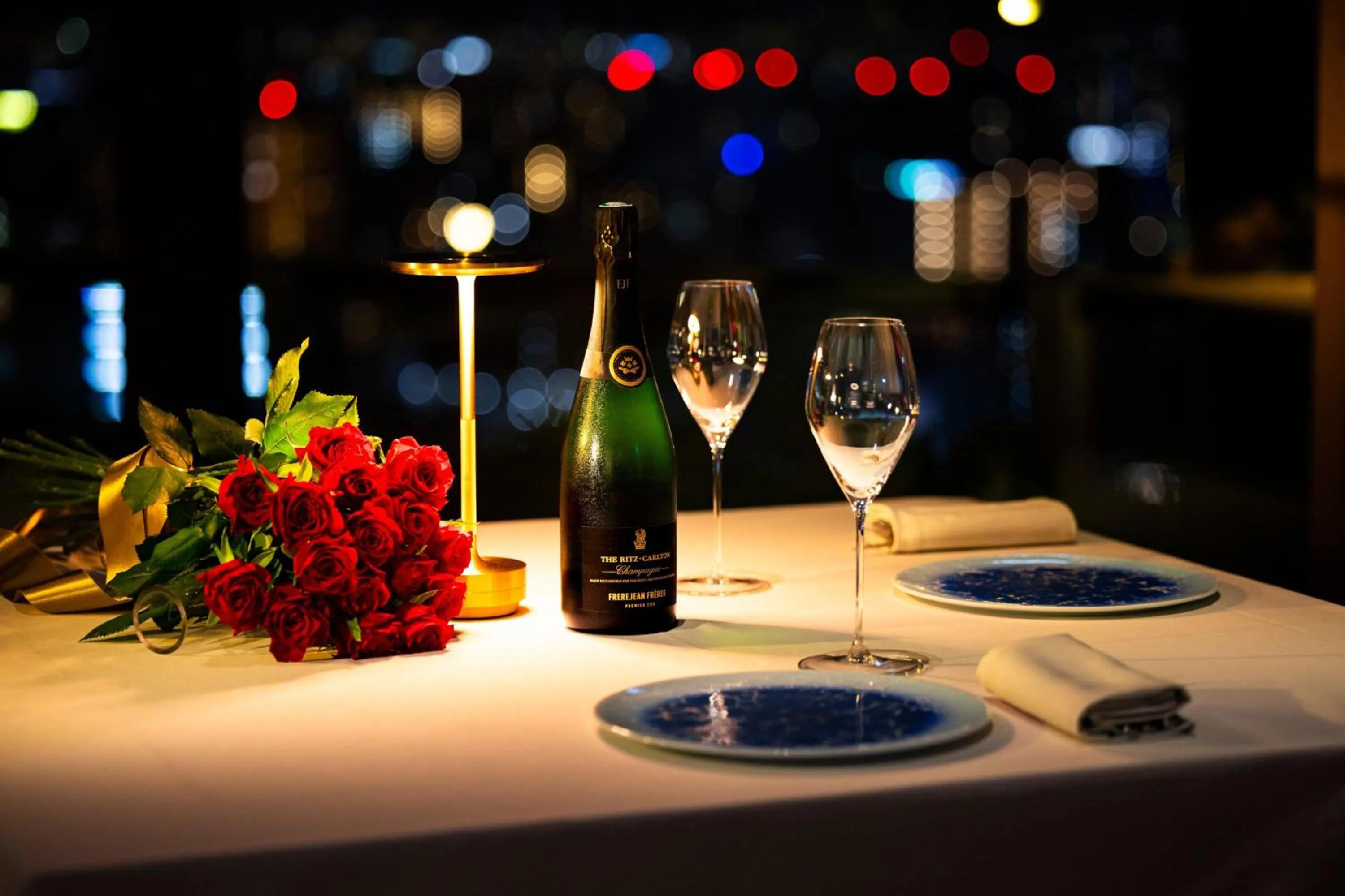 Restaurant/places to eat in The Ritz-Carlton Fukuoka