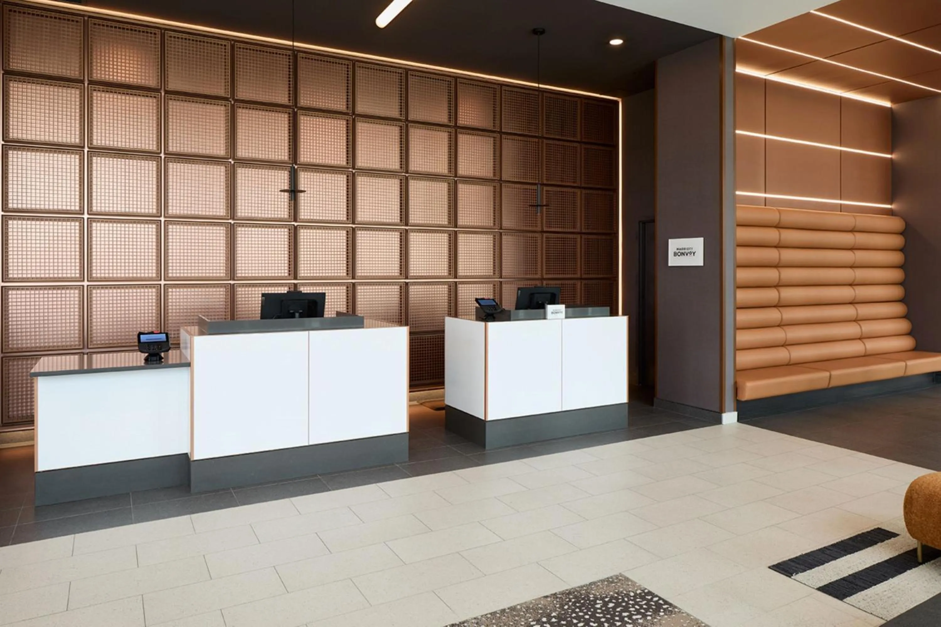 Lobby or reception in Courtyard by Marriott Montreal Laval