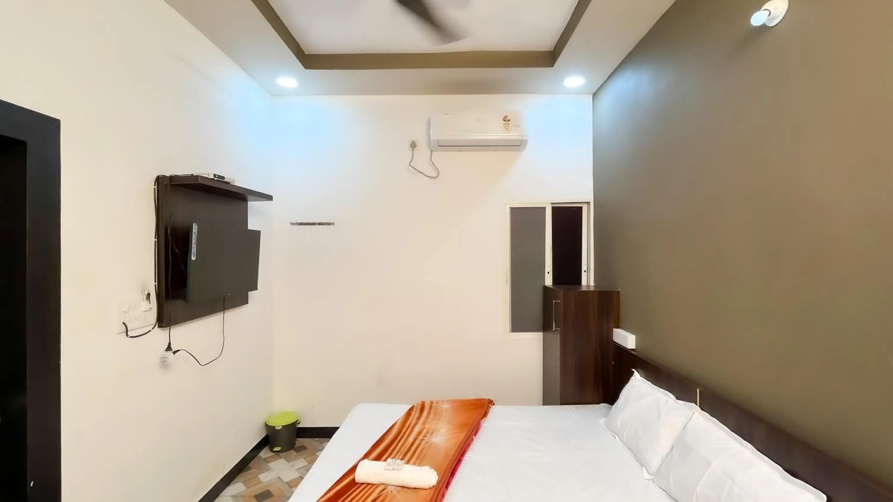 Hotel Rudraksh Hotel Rudraksh