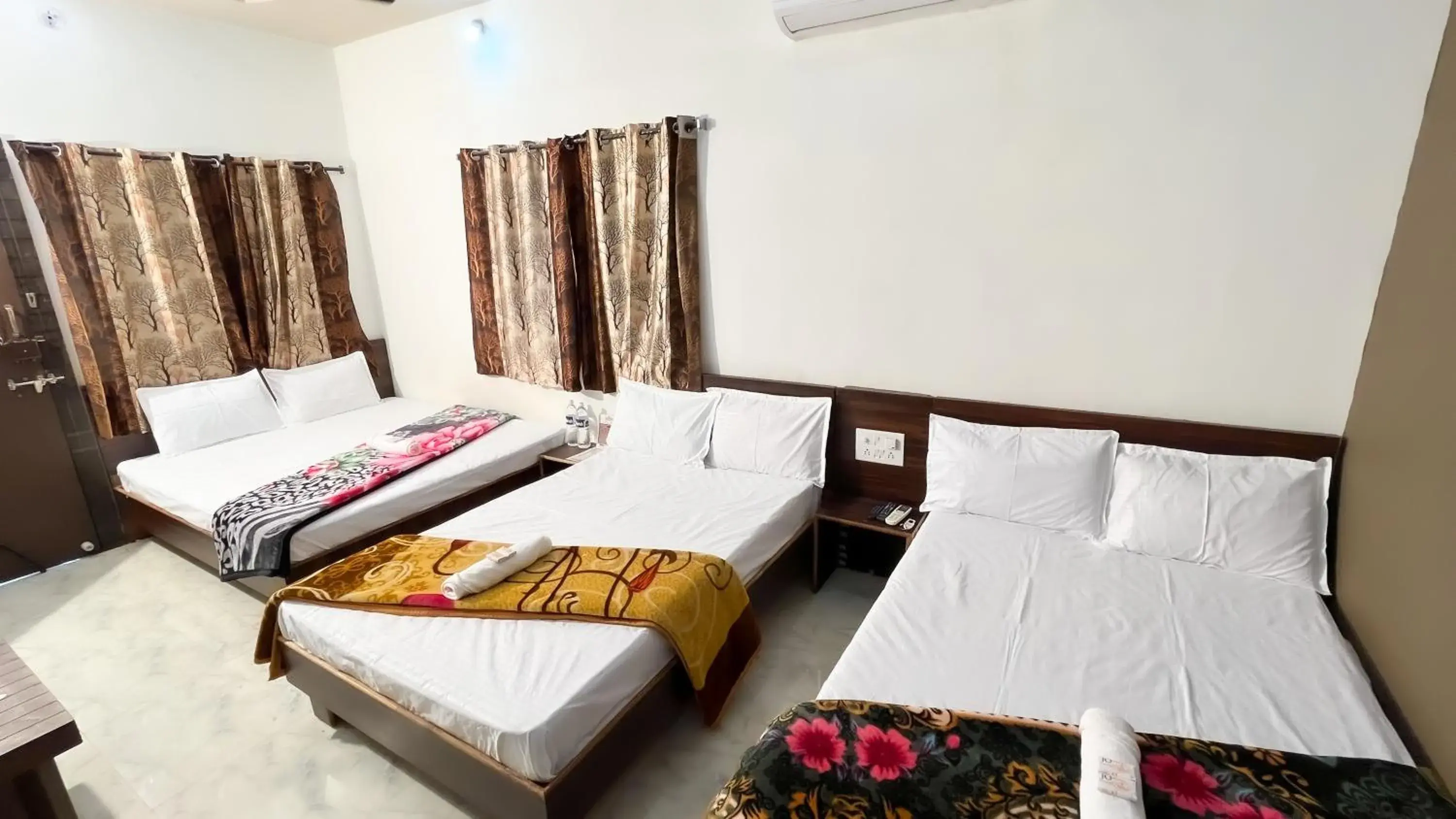 Hotel Rudraksh Hotel Rudraksh