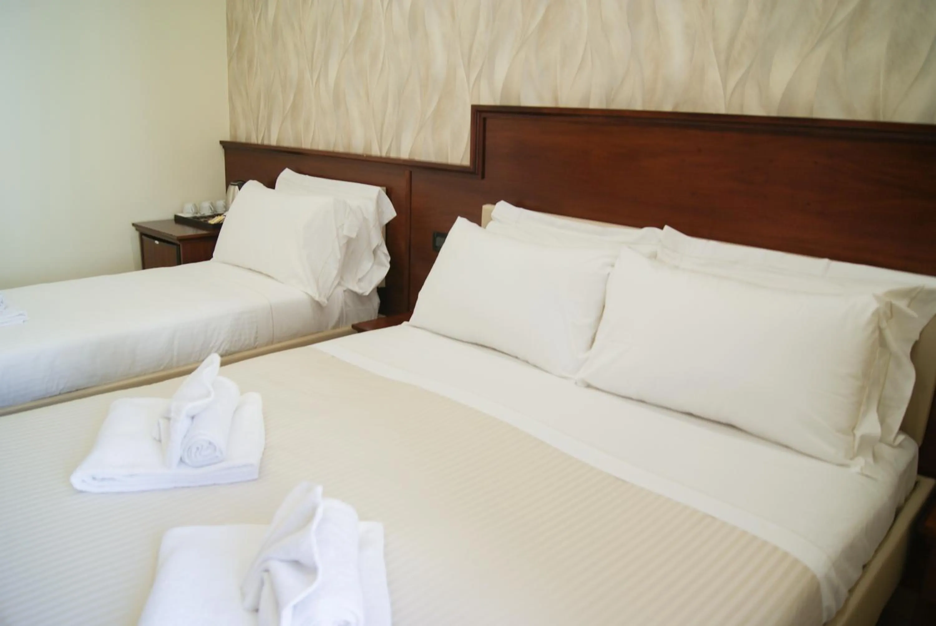 Bed in Glam Luxury Rome