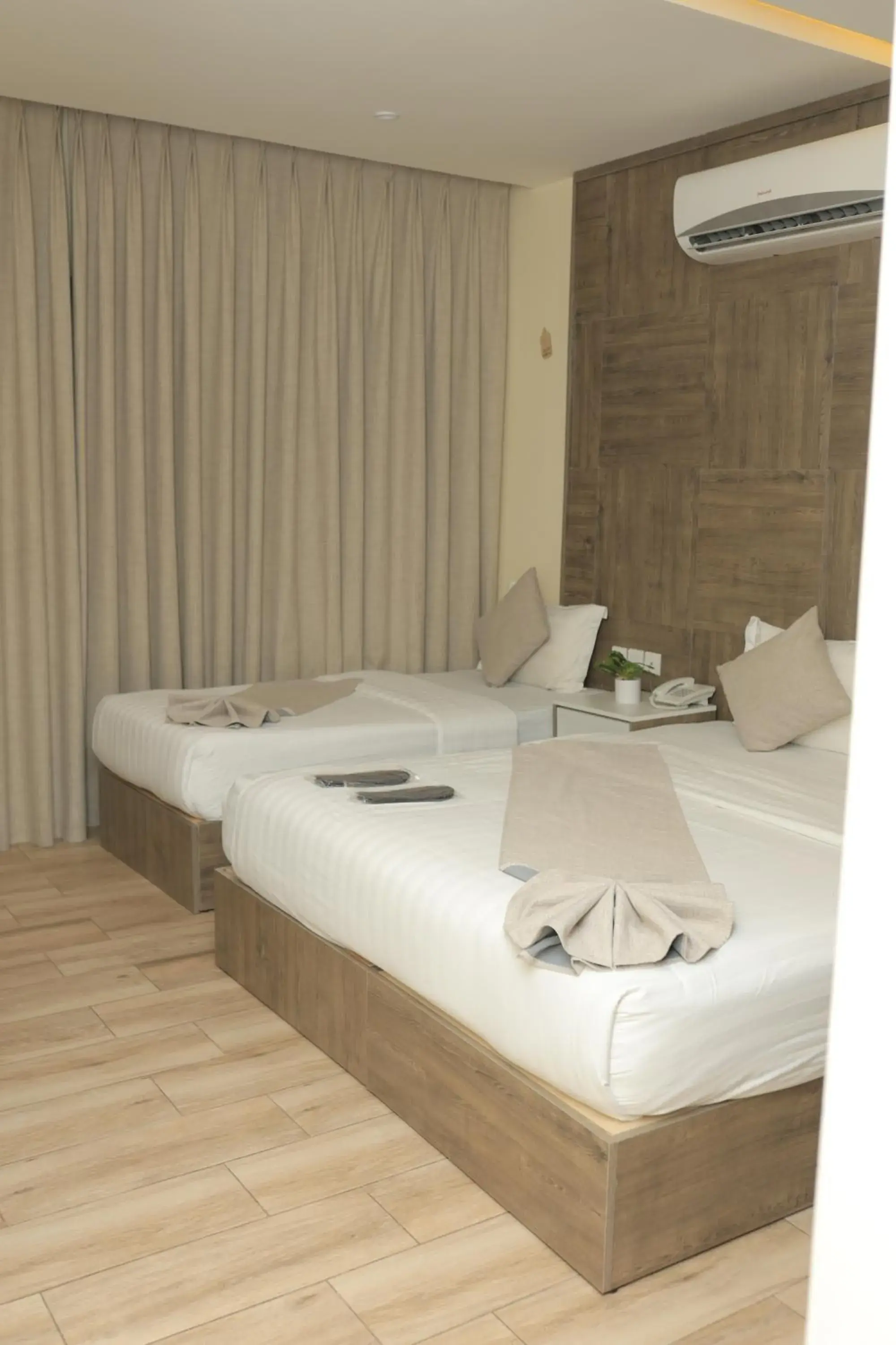 Bedroom, Bed in Sky Hotel Bedroom, Bed in Sky Hotel