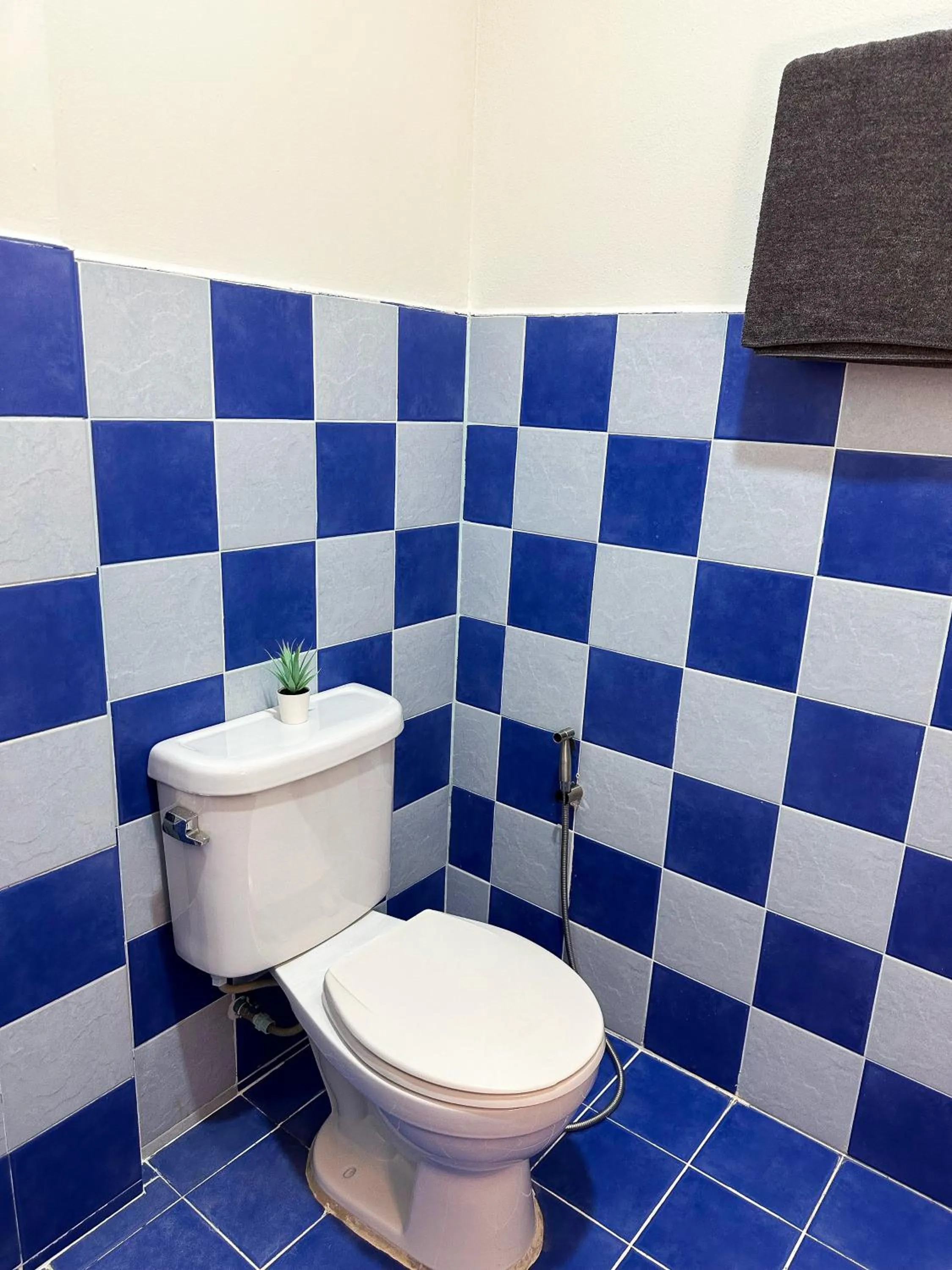 Toilet in MONTANA Hotel & Hostel Phuket