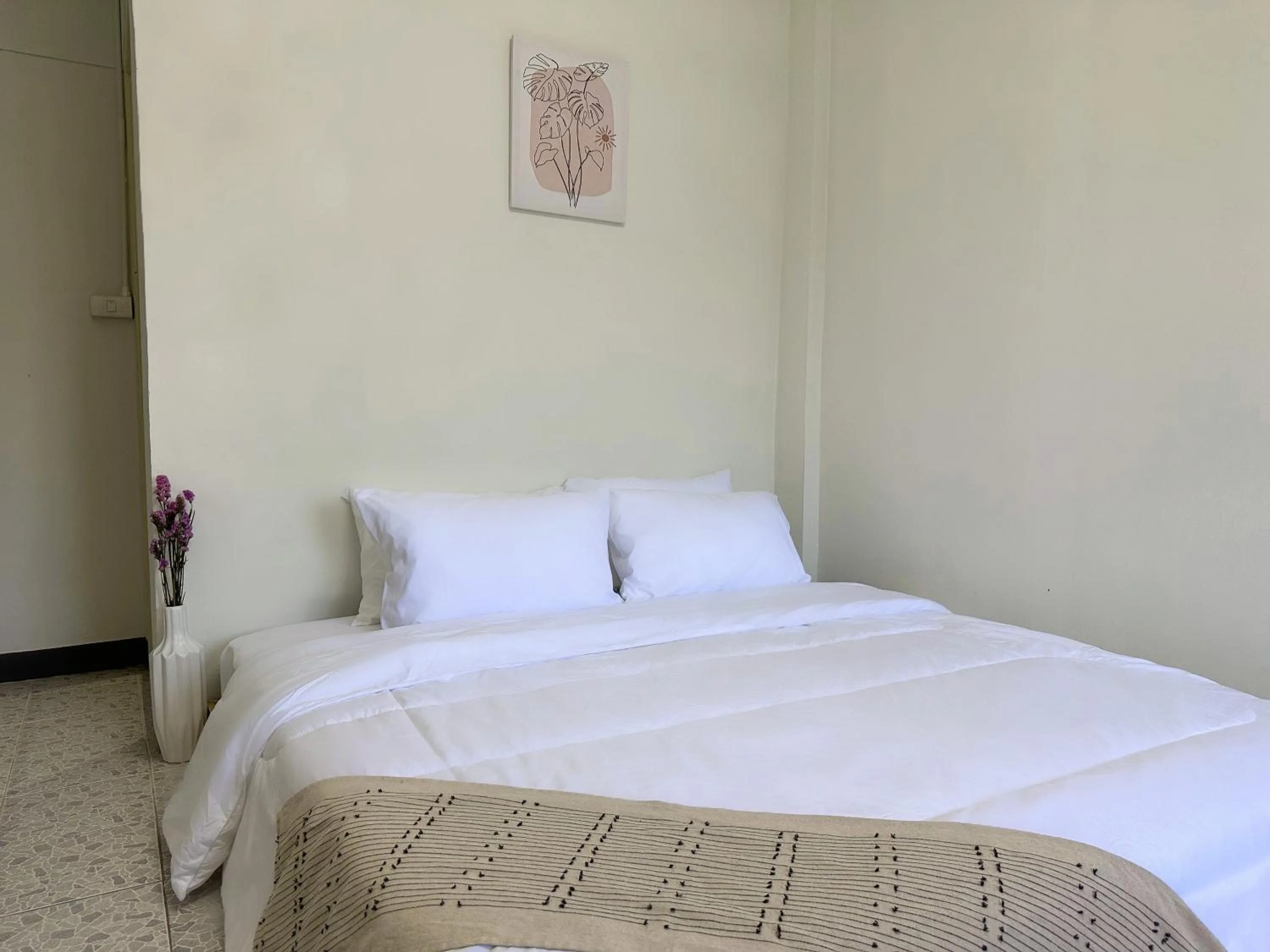 Bed in MONTANA Hotel & Hostel Phuket