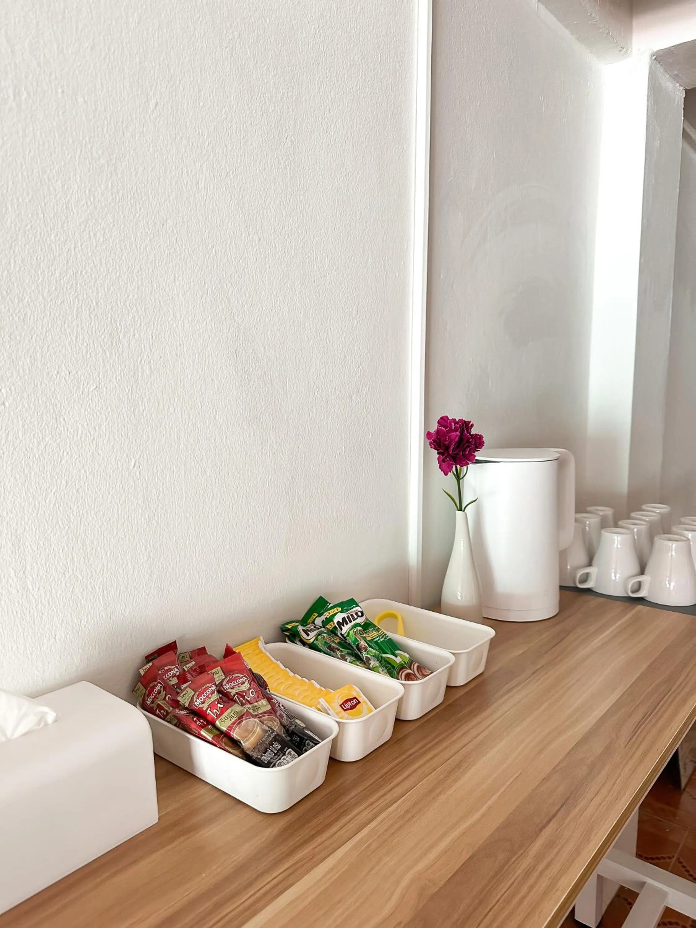 Food and drinks in MONTANA Hotel & Hostel Phuket