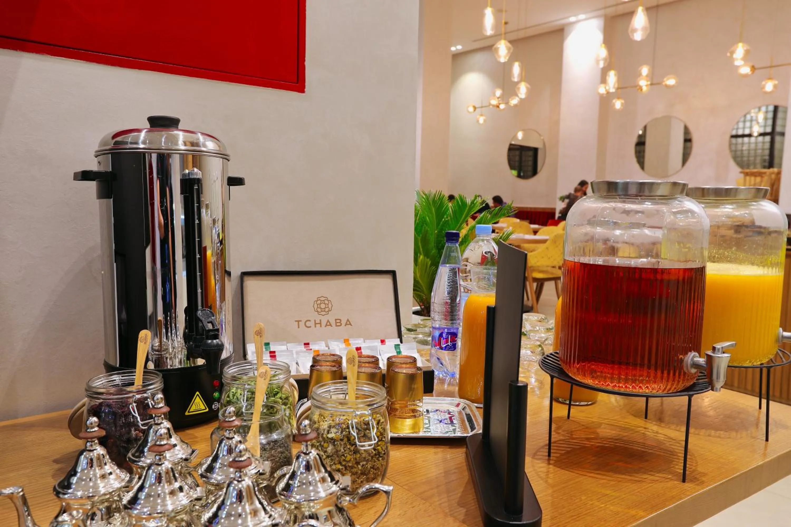 Food and drinks in Ari Boutique Hôtel - Adult Only